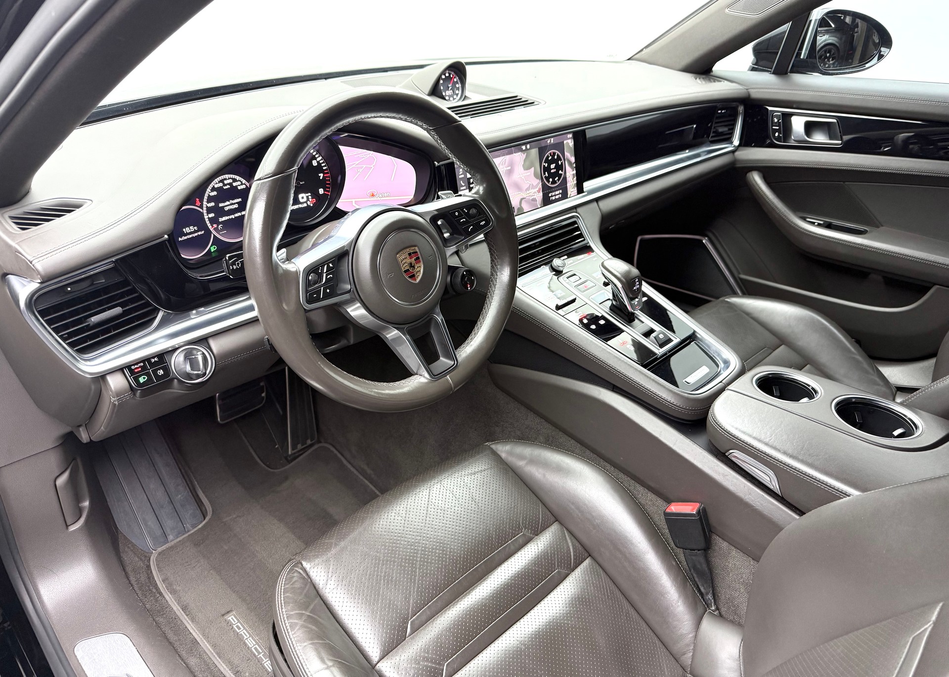PORSCHE Panamera 4S PDK-image-6