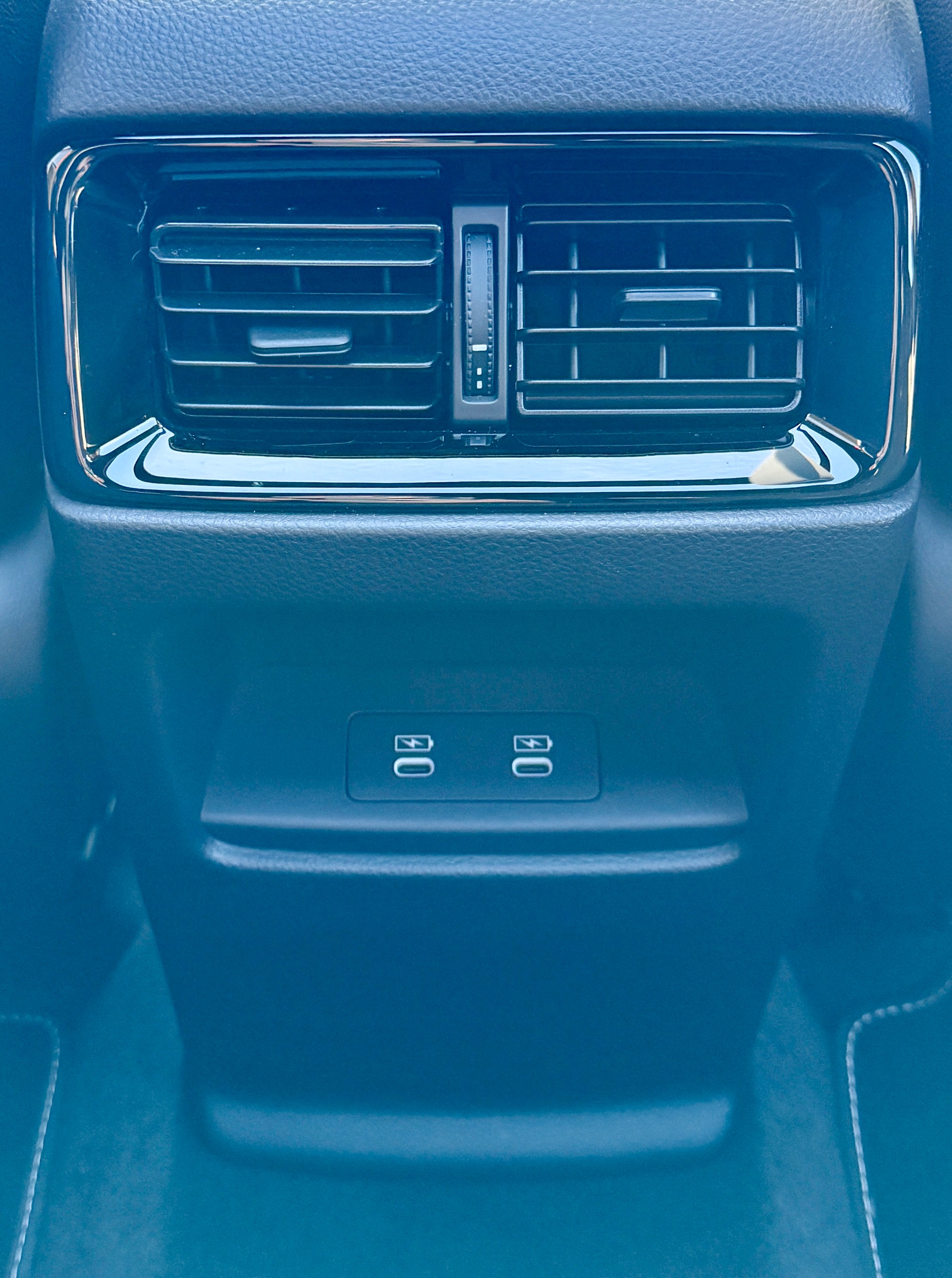 HONDA CR-V 2.0i MMD PHEV Advance 2WD Automatic Premium Crystal Red 1.9% Leasing Aktion-image-19