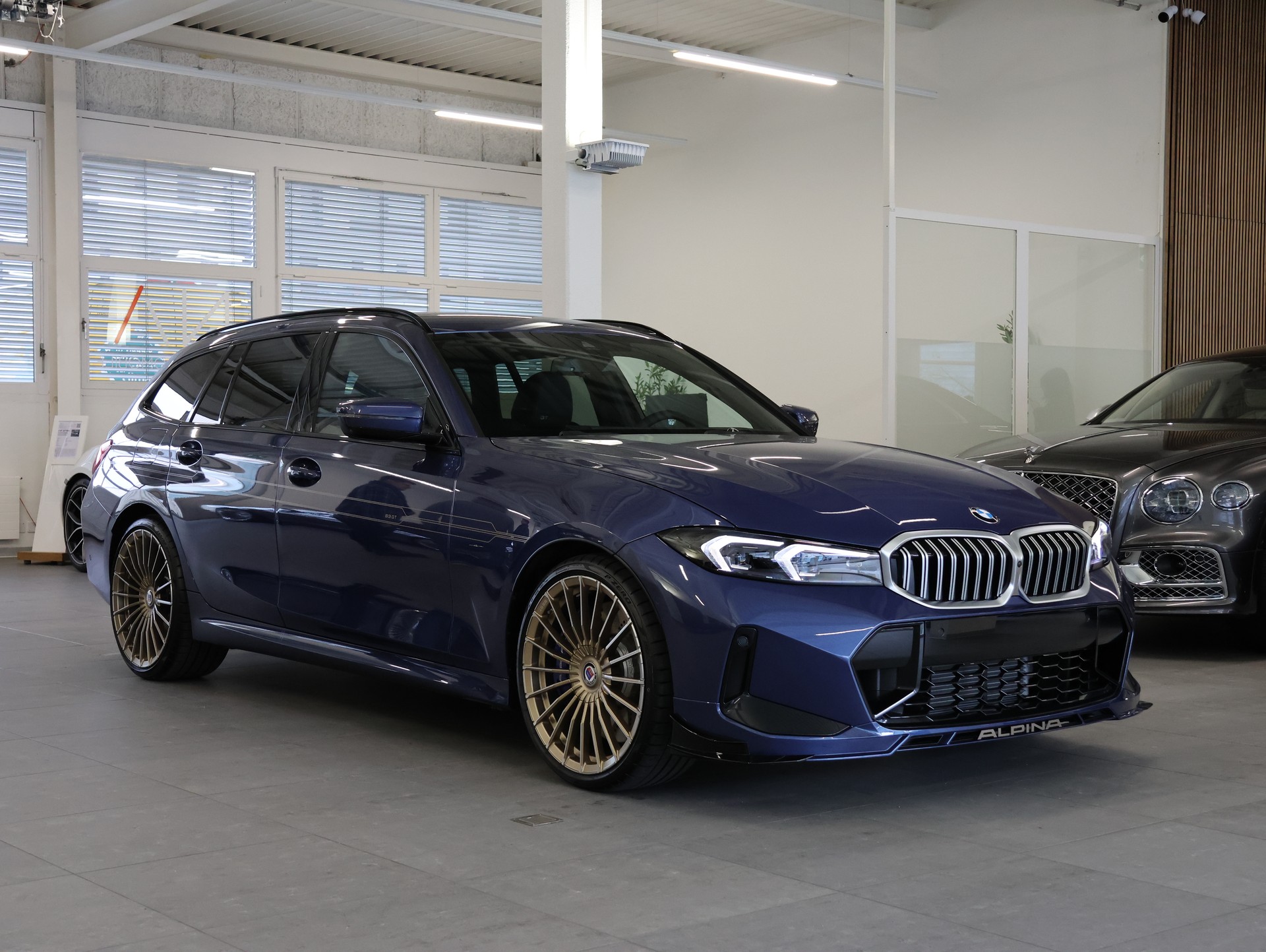 BMW-ALPINA B3 BiTurbo Touring 3.0 xDrive GT Switch-Tronic *Neuwagen mit Tageszulassung* *Top Ausstattung*-showroom-element-1