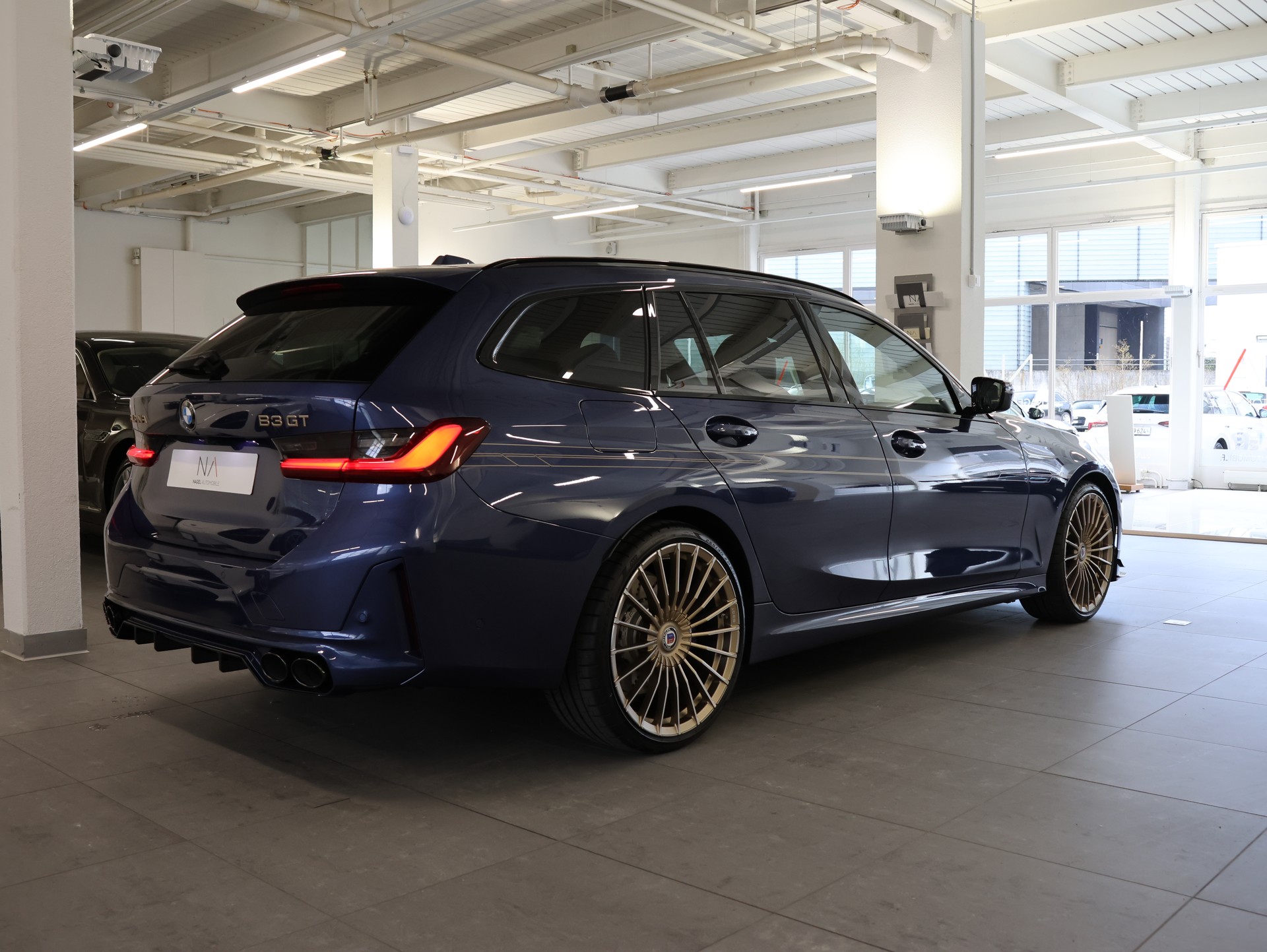 BMW-ALPINA B3 BiTurbo Touring 3.0 xDrive GT Switch-Tronic *Neuwagen mit Tageszulassung* *Top Ausstattung*-image-5
