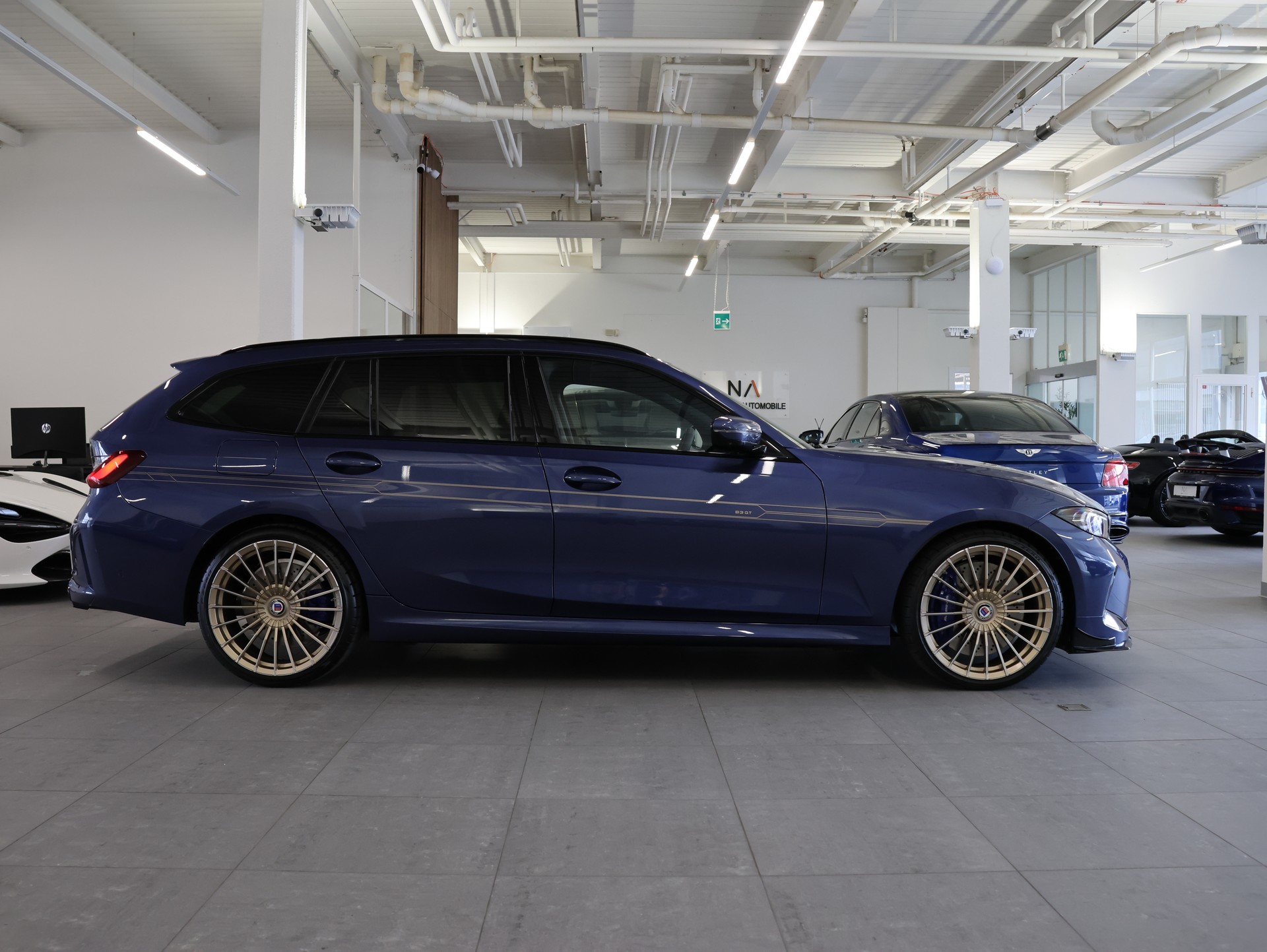 BMW-ALPINA B3 BiTurbo Touring 3.0 xDrive GT Switch-Tronic *Neuwagen mit Tageszulassung* *Top Ausstattung*-image-6