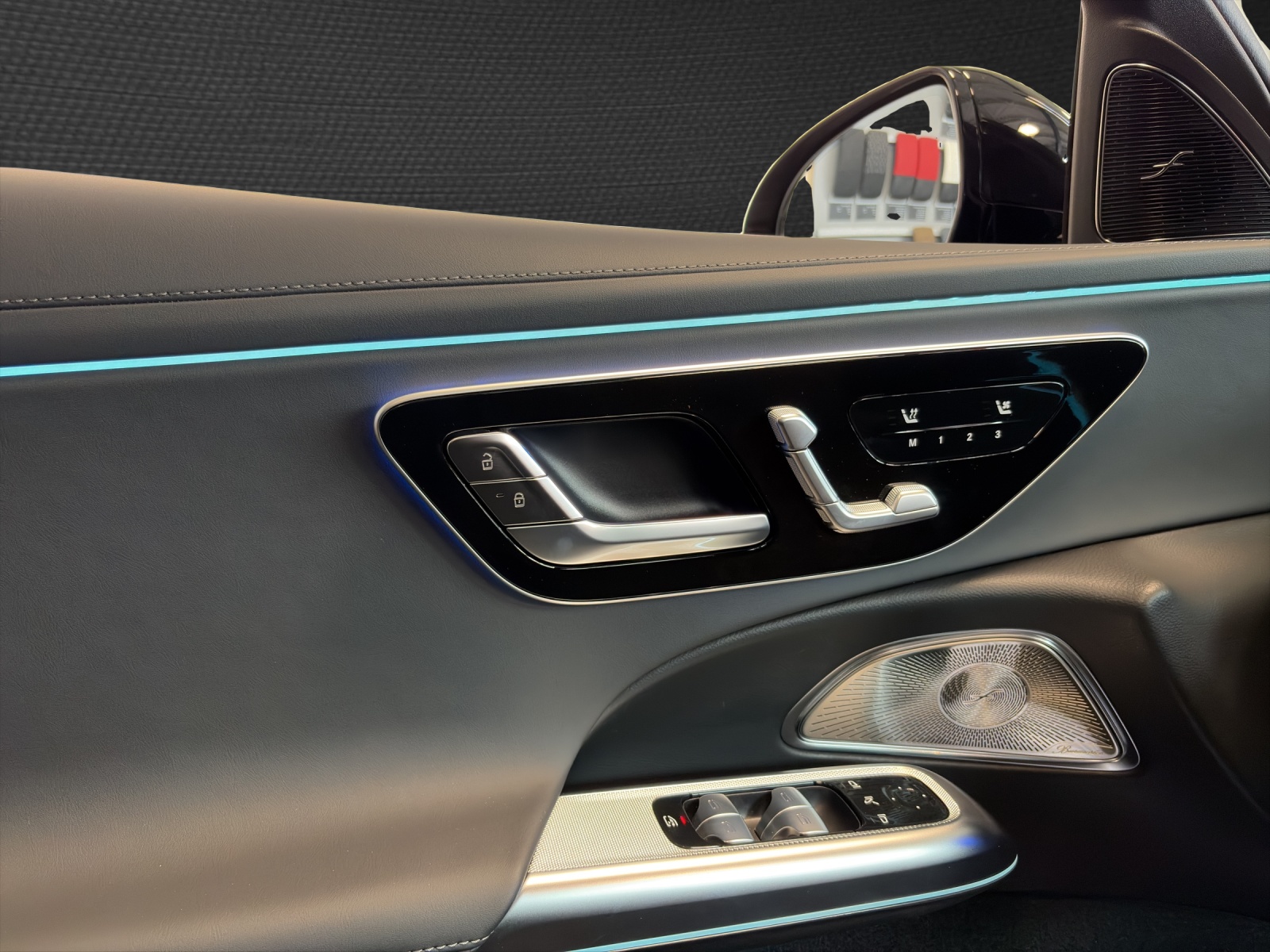 MERCEDES-BENZ E 53 AMG Hybrid 4Matic+ 9G-Tronic-image-5