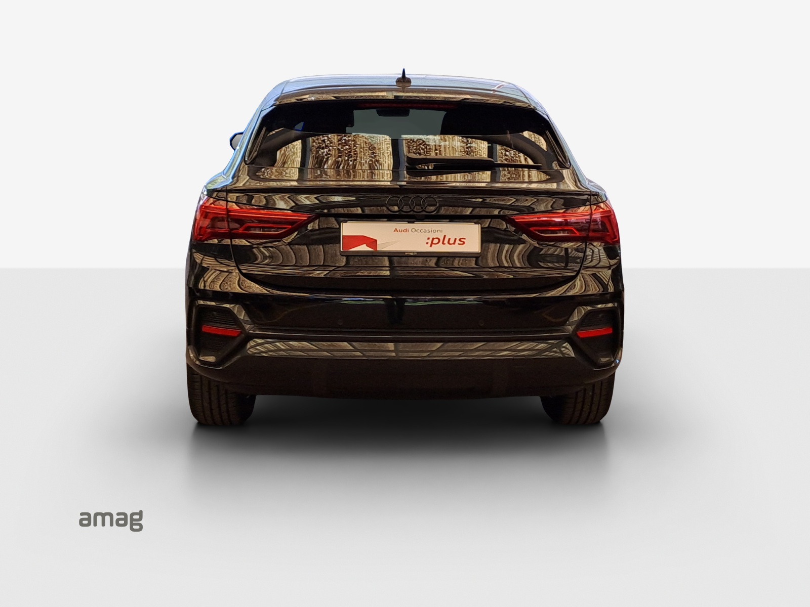 AUDI Q3 Sportback 35 TFSI Attraction S-tronic-image-3