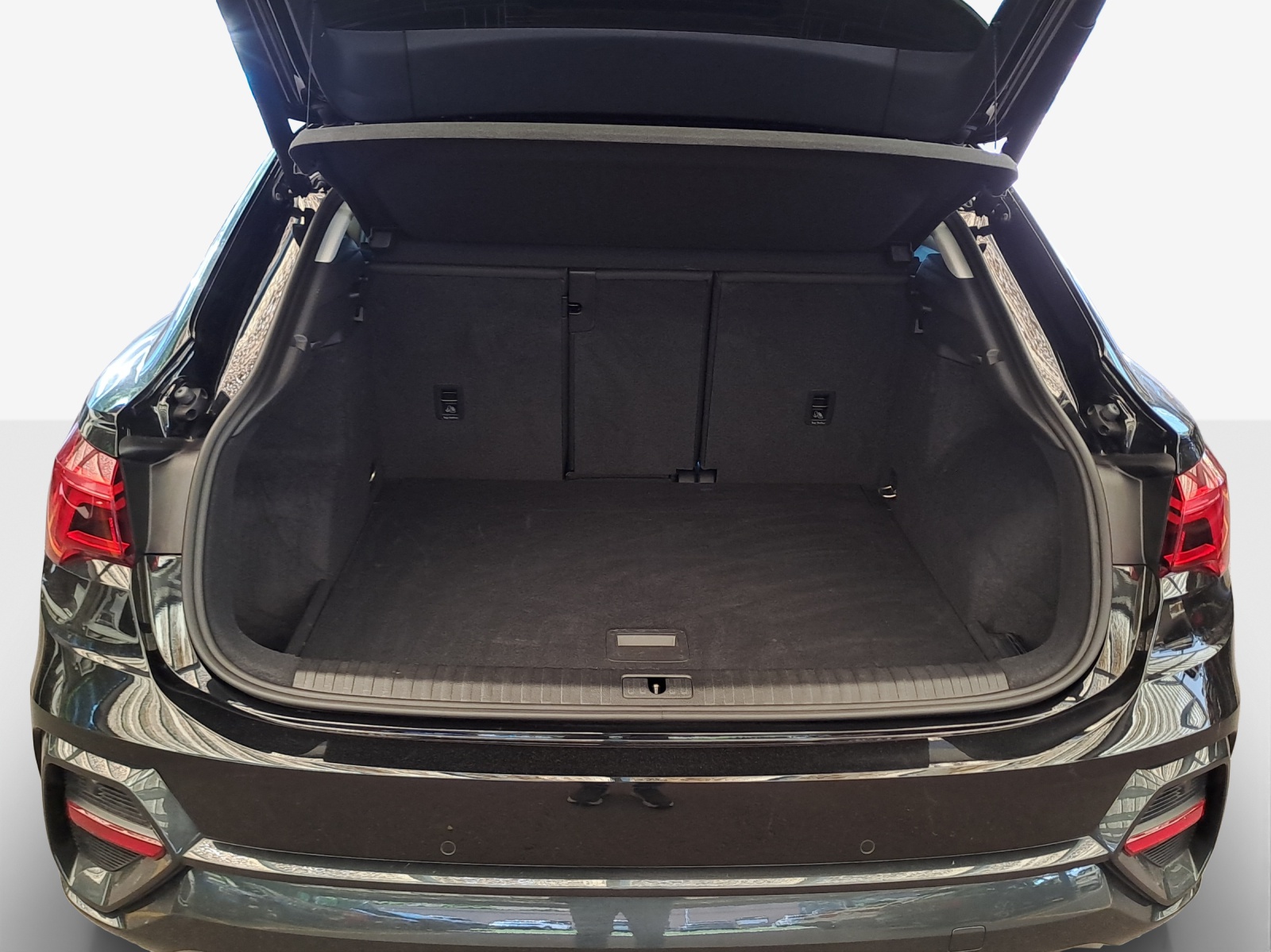 AUDI Q3 Sportback 35 TFSI Attraction S-tronic-image-12