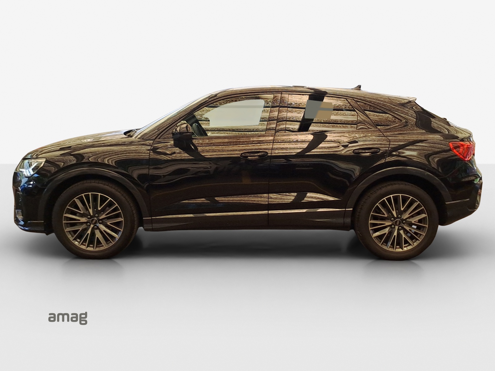 AUDI Q3 Sportback 35 TFSI Attraction S-tronic-image-1