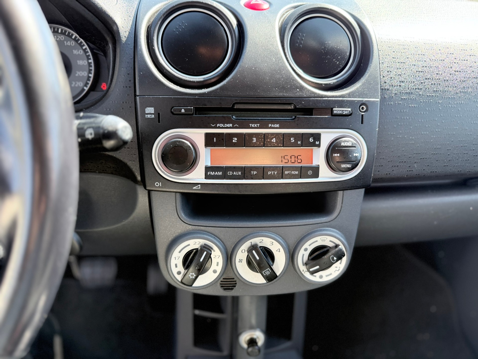 MITSUBISHI Colt 1.3 16V Intense Allshift-image-10
