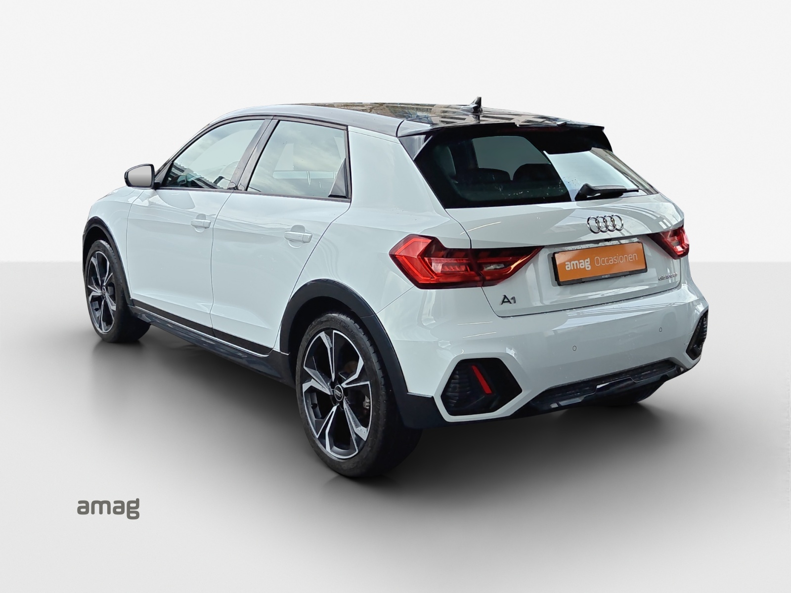 AUDI A1 allstreet 30 TFSI Attraction S-tronic-image-2