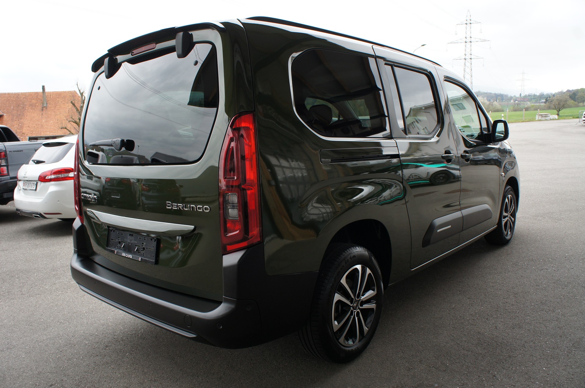 CITROEN Berlingo XL 1.5 BlueHDi 7 Plätze Max EAT8-image-4