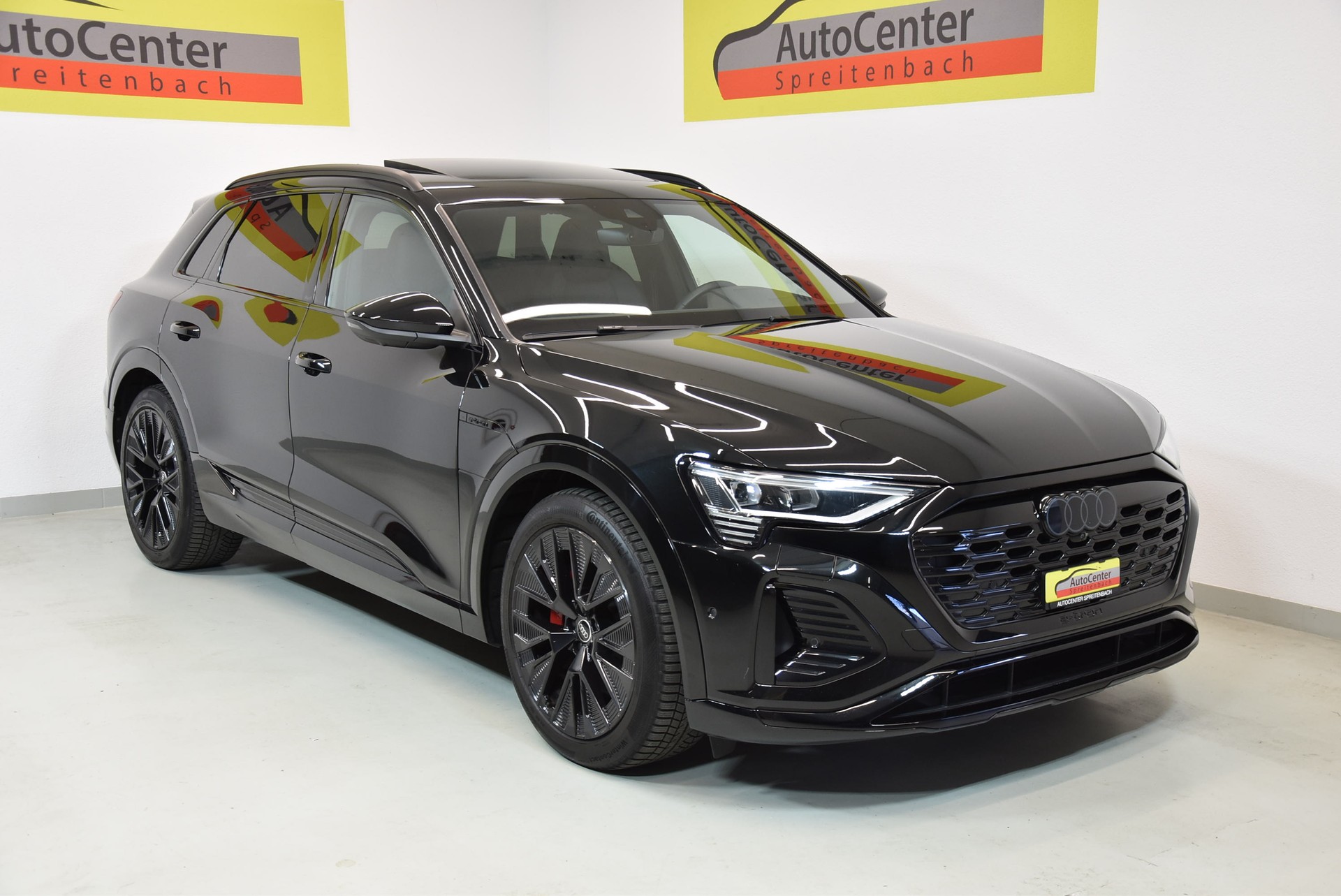 AUDI Q8 55 e-tron Black Edition quattro-image-0
