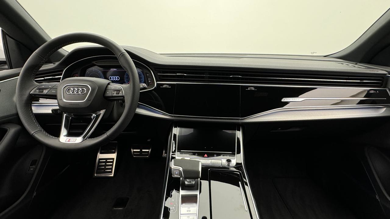 AUDI Q8 SUV TDI quattro 210 kW S line-image-5