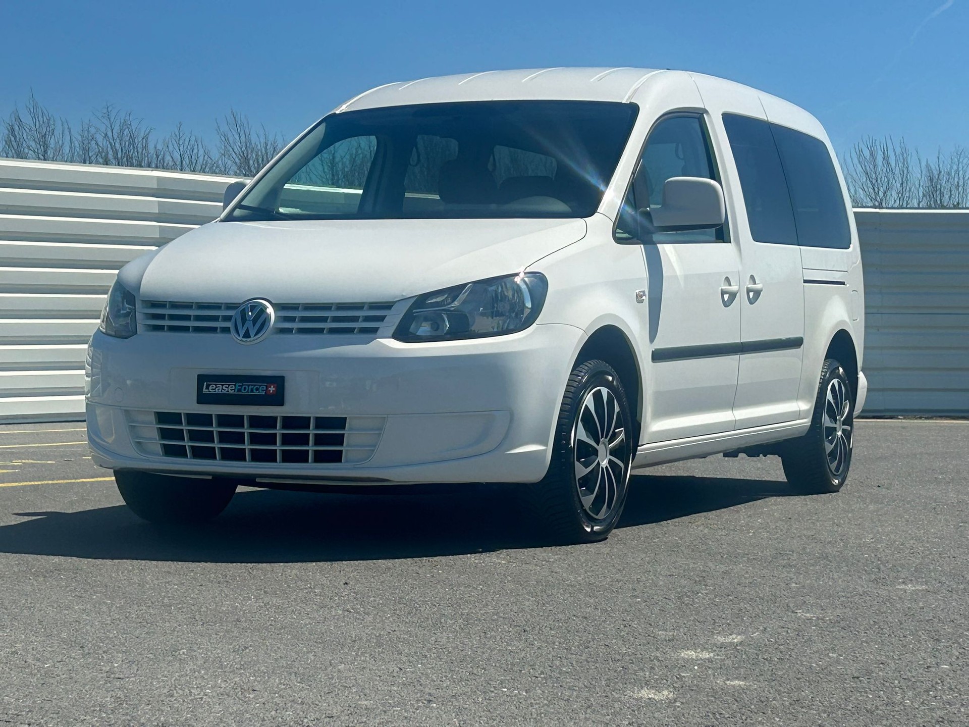 VW Caddy Maxi 1.6 TDI CR Trendline DSG-image-18