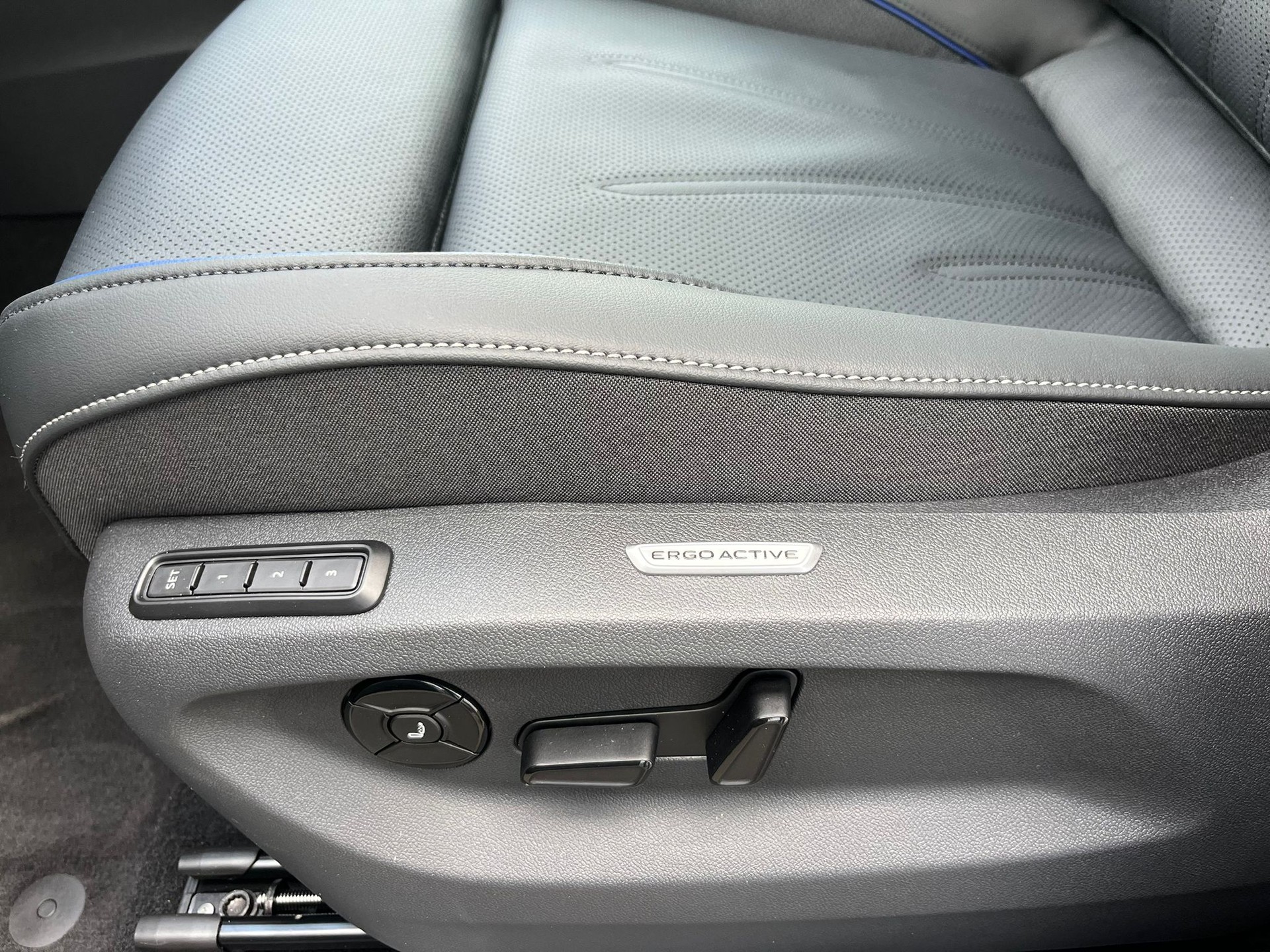 VW Tiguan 2.0 TSI DSG R-Line 4Motion-image-7