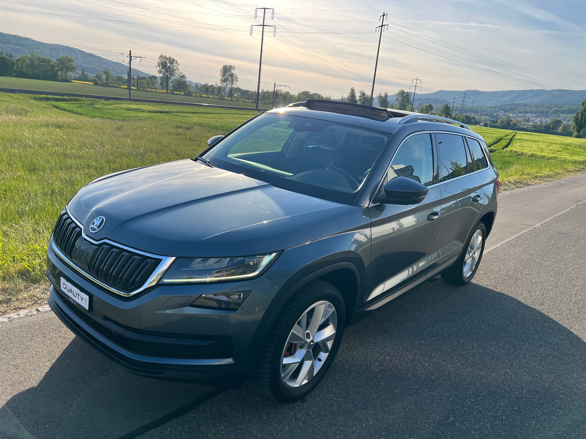 SKODA Kodiaq 2.0 TDI CR Style 4x4 DSG -7 PLÄTZER-image-3