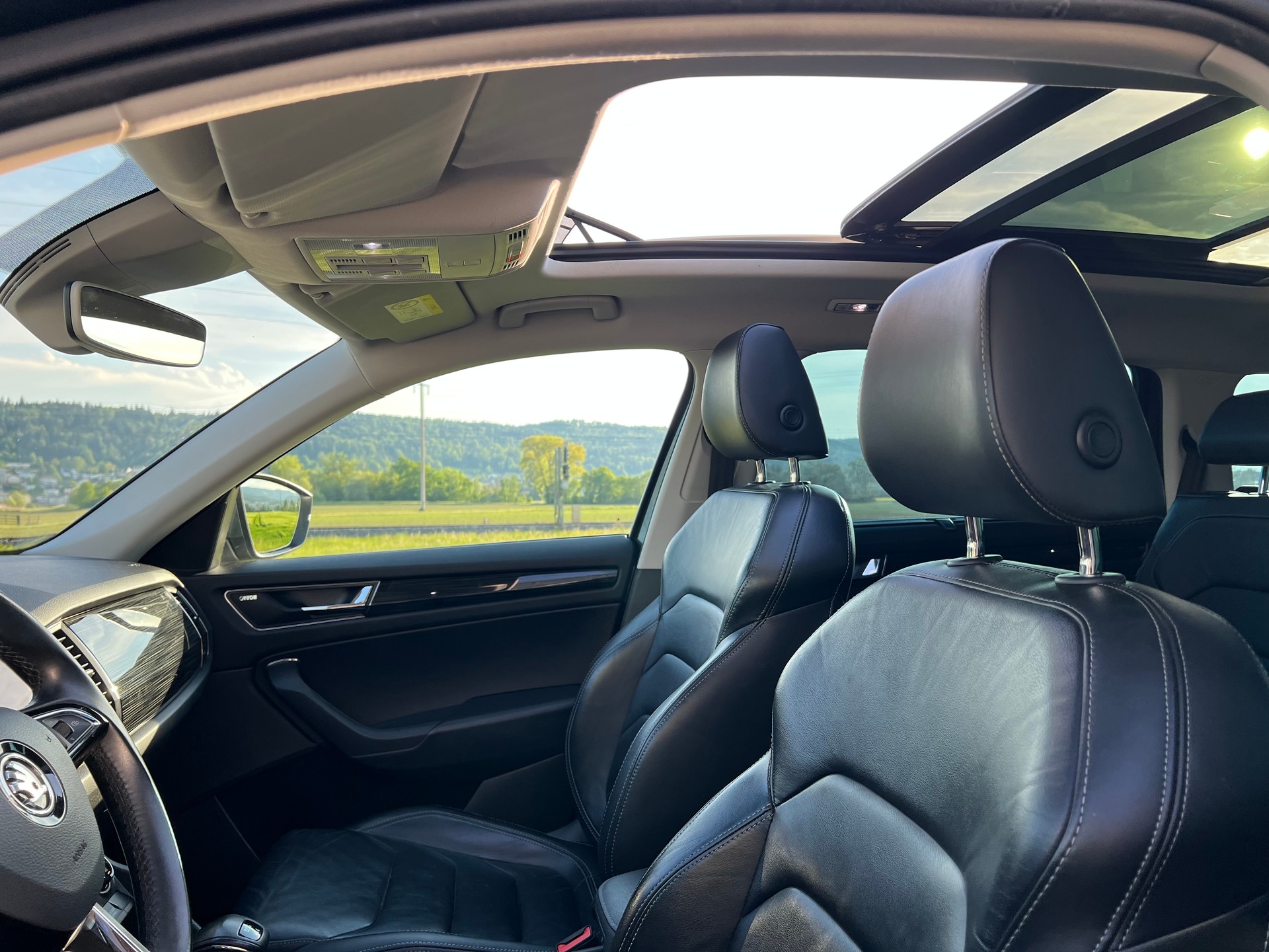 SKODA Kodiaq 2.0 TDI CR Style 4x4 DSG -7 PLÄTZER-image-24