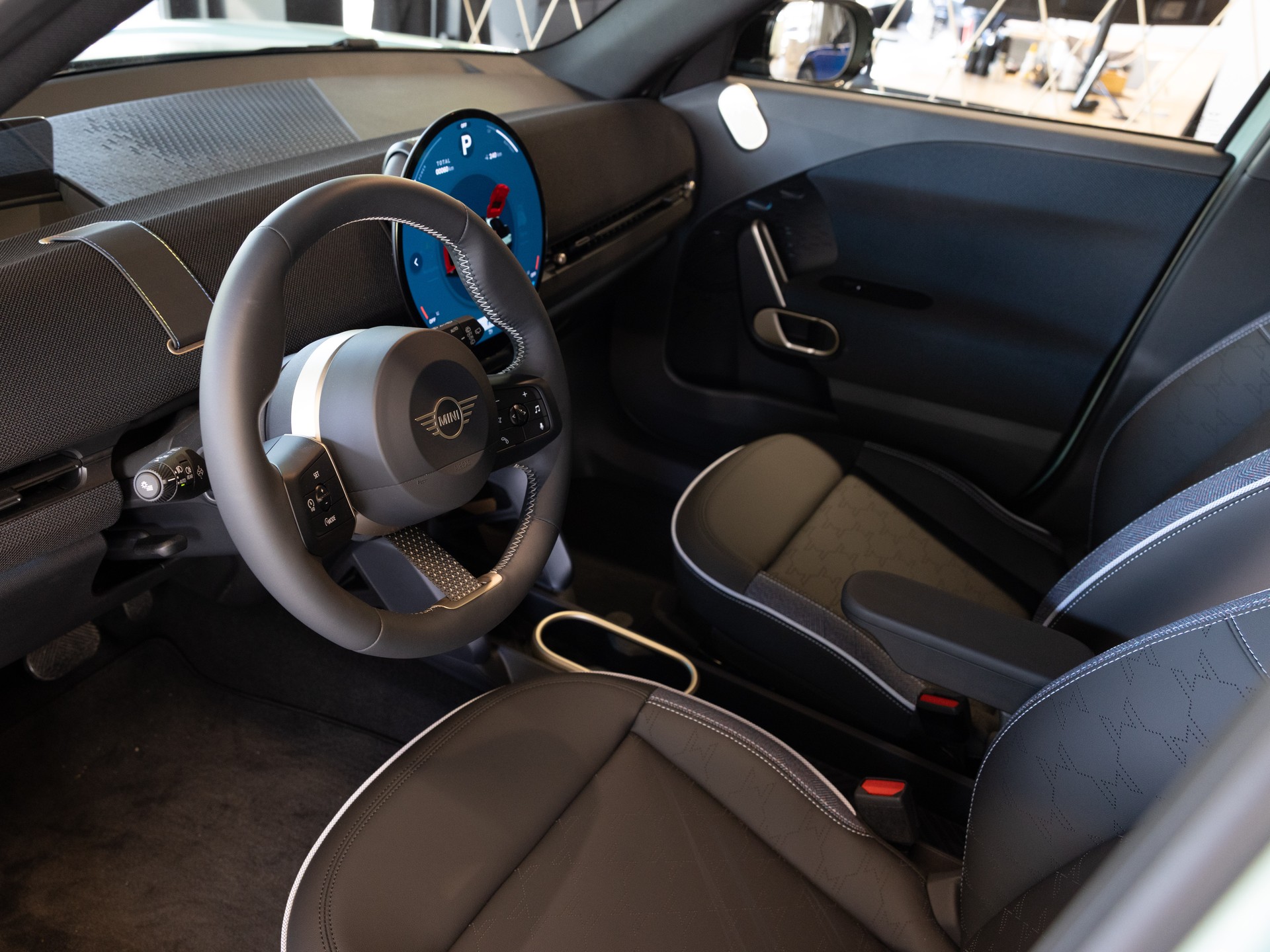 MINI Aceman SE-image-13