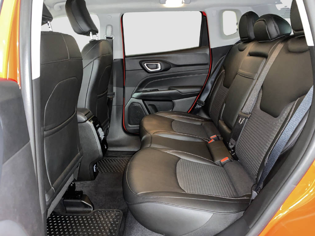 JEEP Compass 1.3 Night Eagle 4xe-image-12