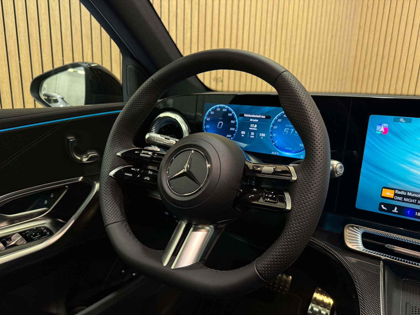 MERCEDES-BENZ GLC 400 4MATIC 94 kWh EQ-image-11