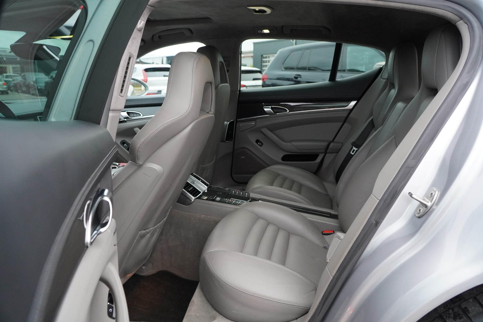 PORSCHE Panamera Turbo S 4.8 PDK-image-9