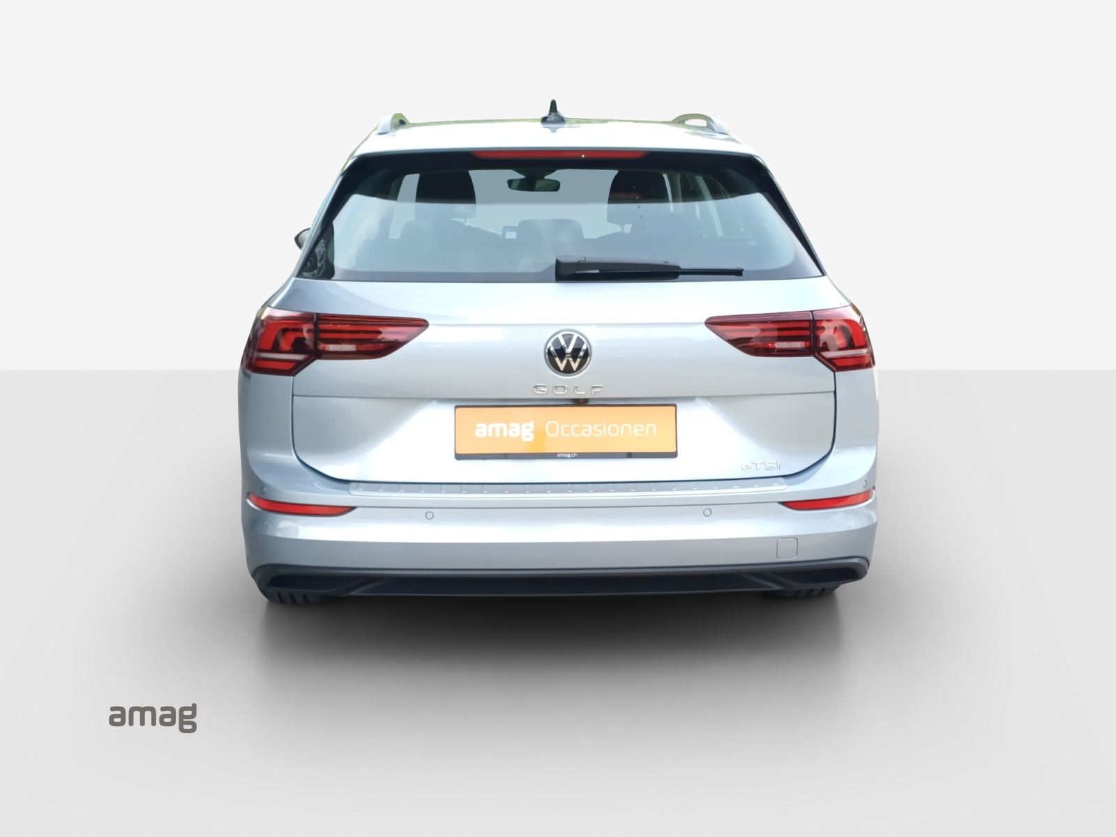 VW Golf Variant 1.5 eTSI mHEV Life DSG-image-3