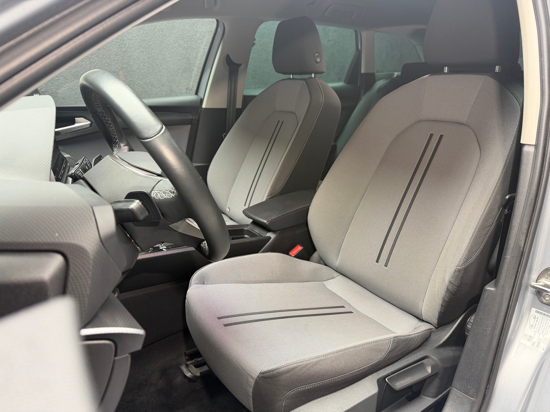SEAT Leon ST 2.0 TDI EVO DSG Style • ACC • Digital Cockpit • CH-Auto-image-12