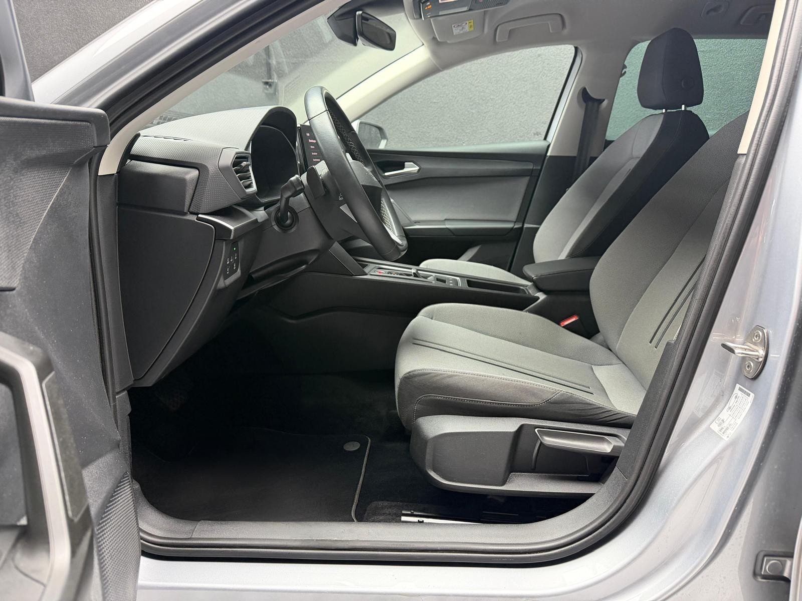 SEAT Leon ST 2.0 TDI EVO DSG Style • ACC • Digital Cockpit • CH-Auto-image-4