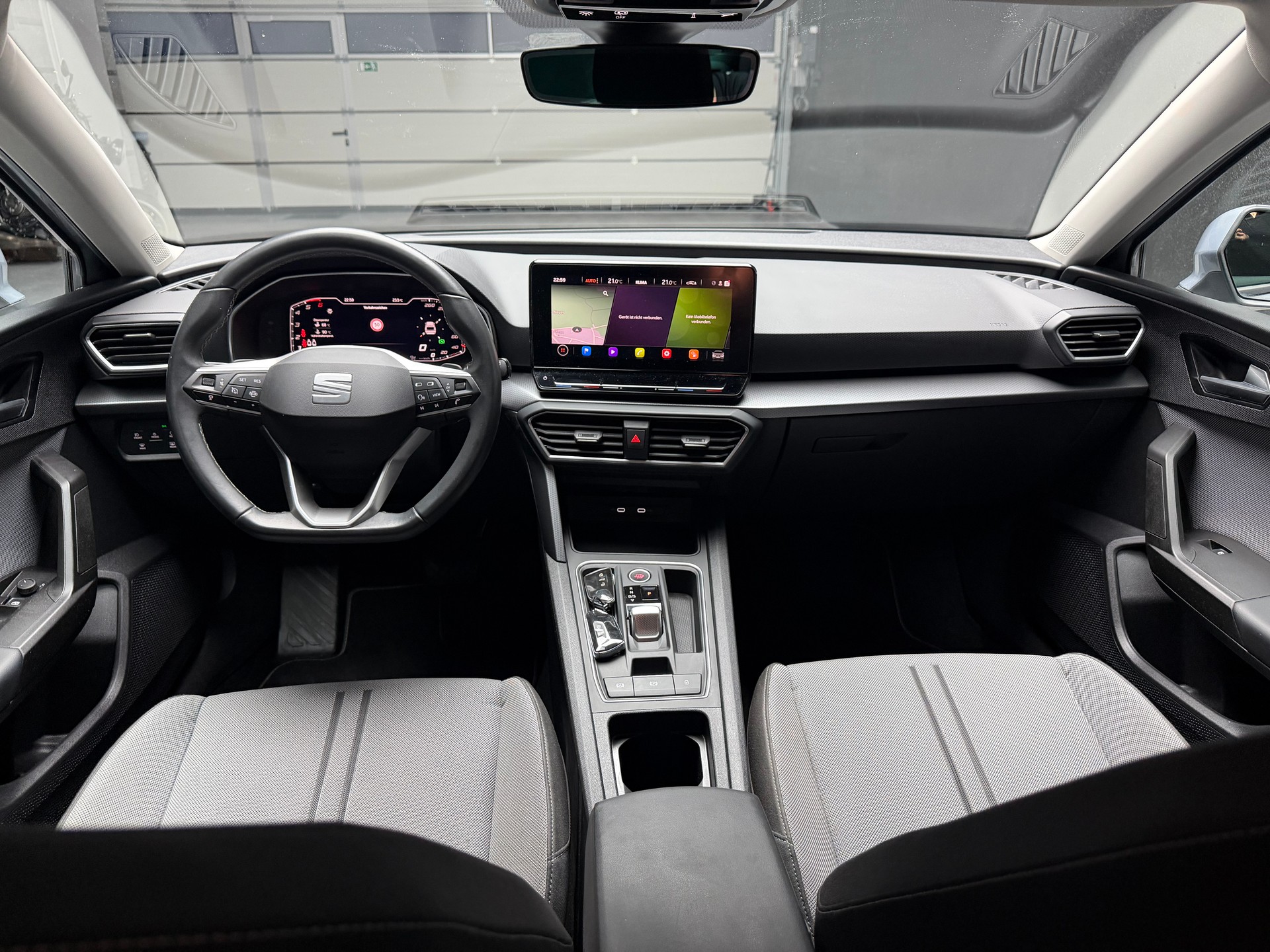 SEAT Leon ST 2.0 TDI EVO DSG Style • ACC • Digital Cockpit • CH-Auto-image-7