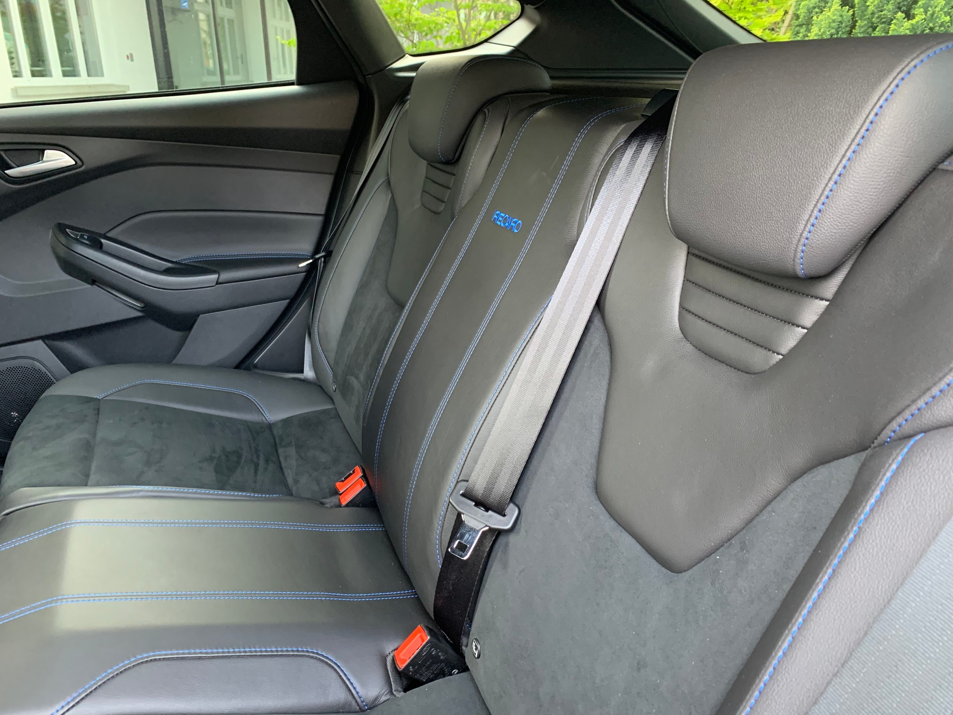 FORD Focus 2.3 EcoBoost RS AWD *Top-Ausstattung*Servicegepflegt*Garantie*-image-7