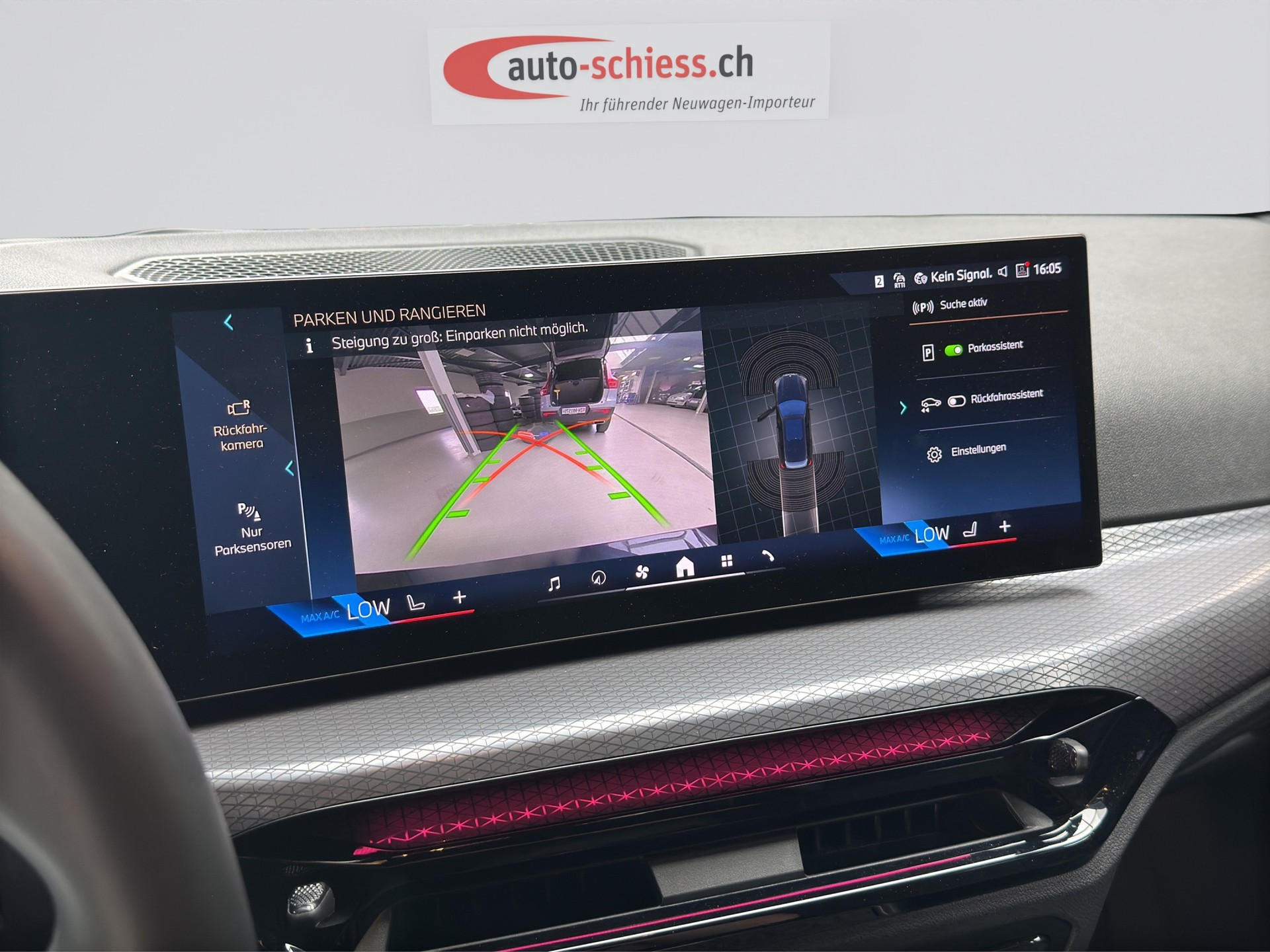 BMW 330i Touring xDrive M Sport Shadow Line Steptronic-image-11