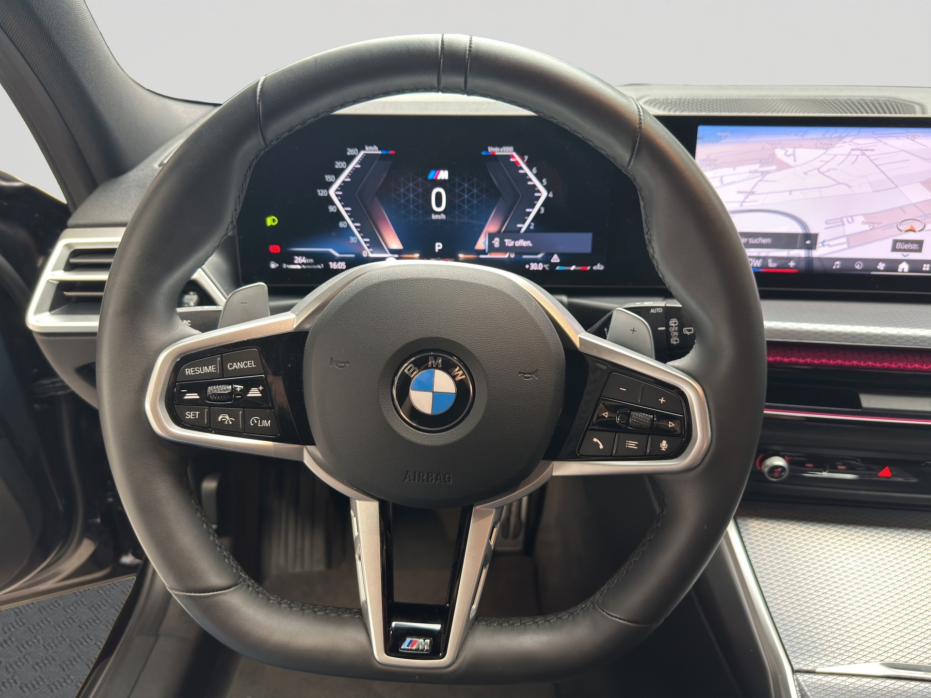 BMW 330i Touring xDrive M Sport Shadow Line Steptronic-image-9