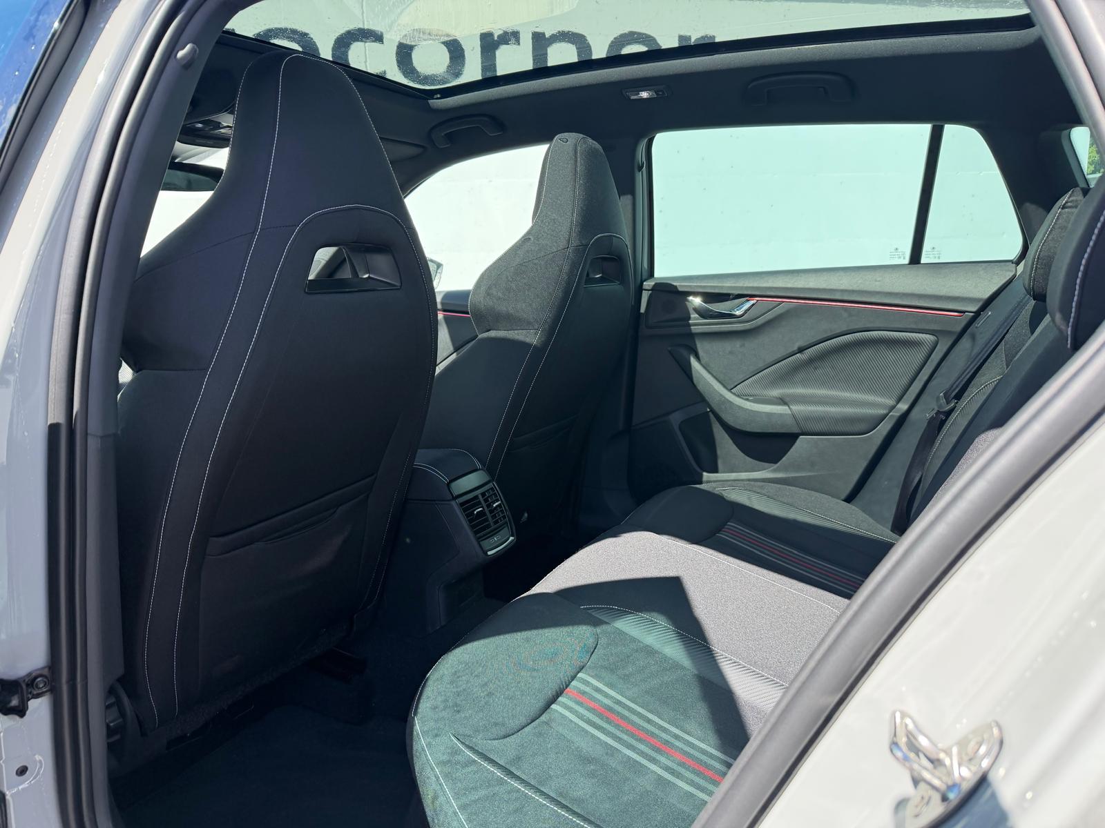 SKODA Scala 1.0 TSI Monte Carlo DSG-image-8