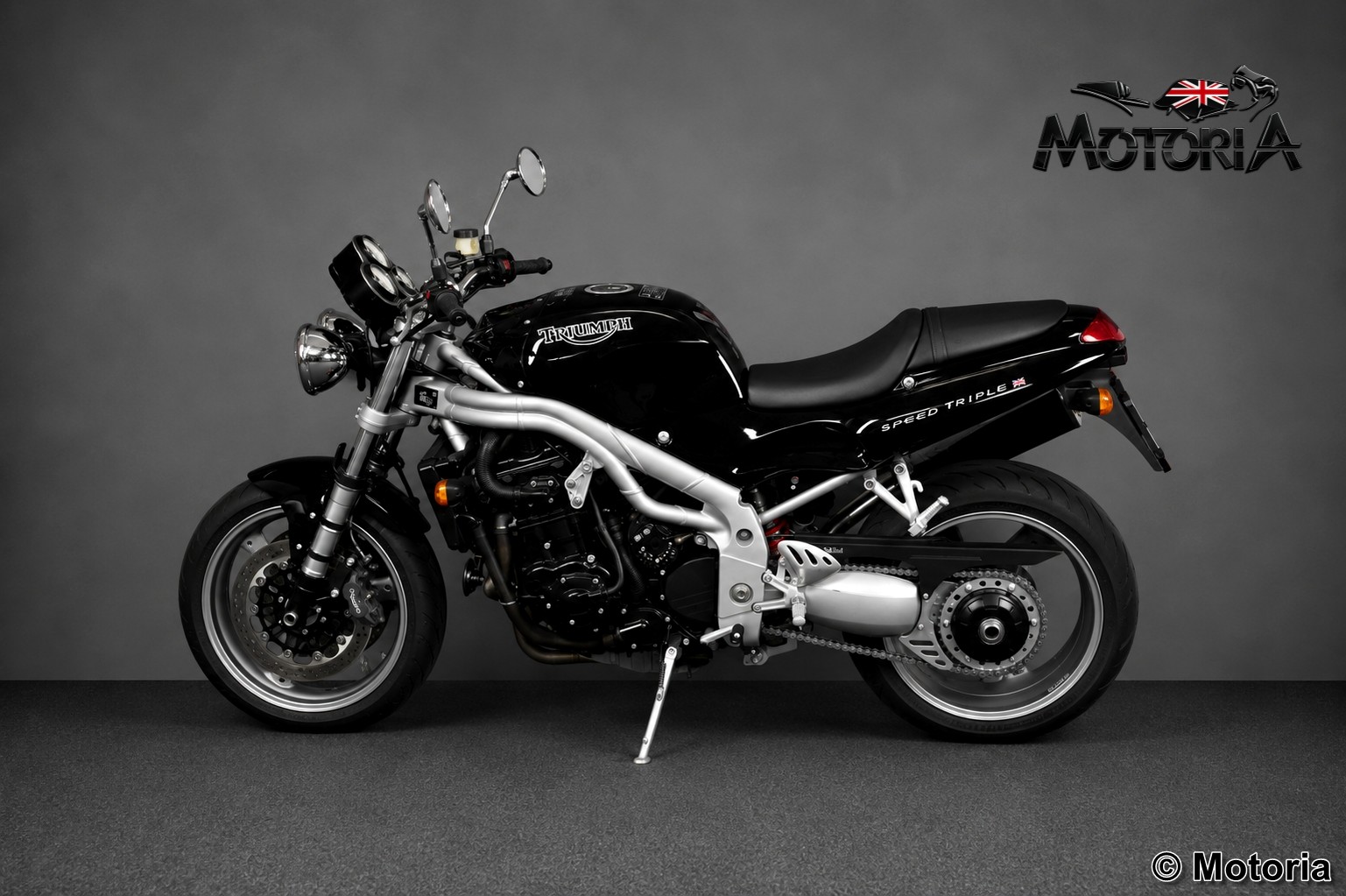 TRIUMPH Speed Triple 955-showroom-element-2