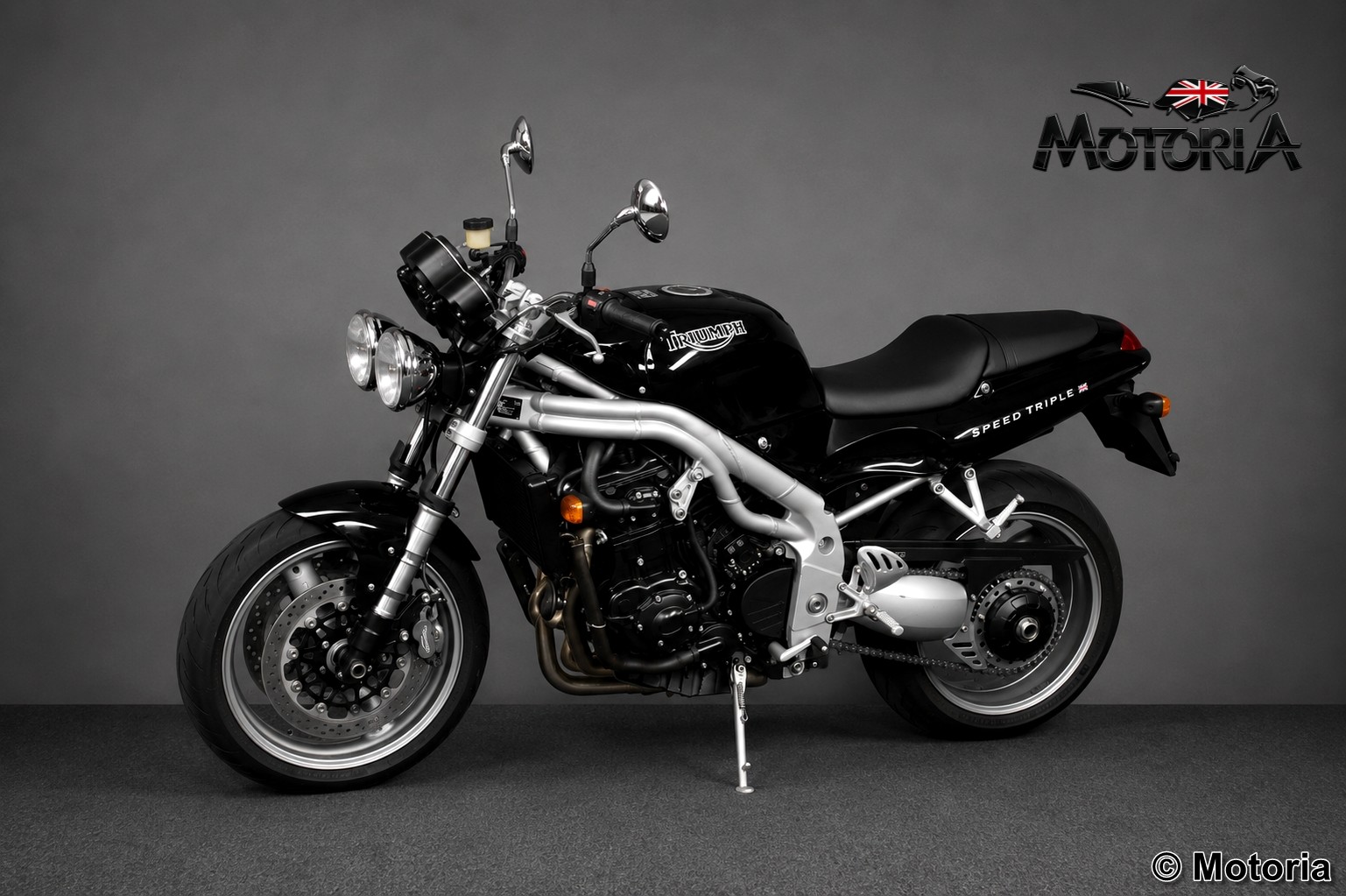 TRIUMPH Speed Triple 955-showroom-element-1