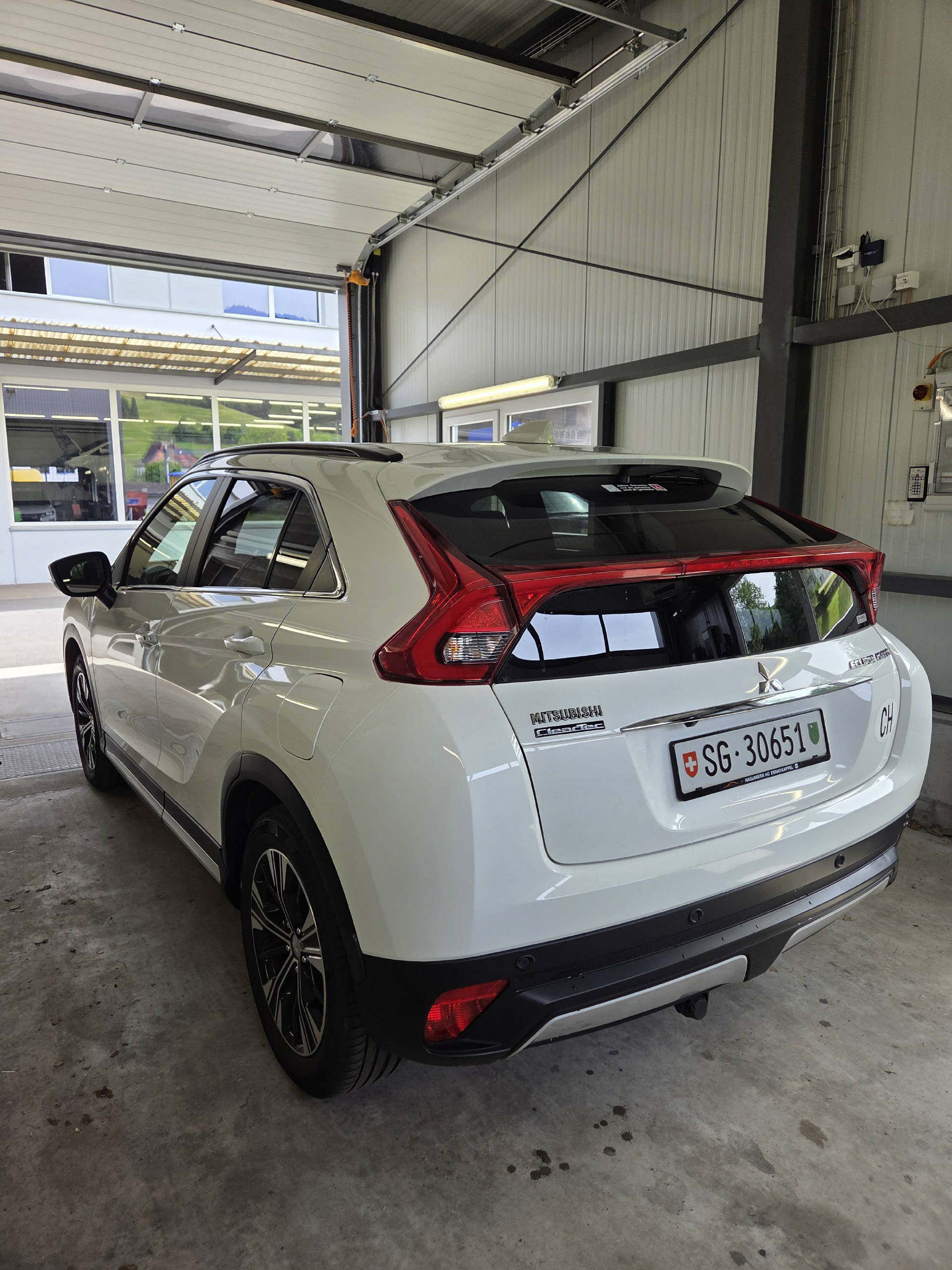 MITSUBISHI Eclipse Cross 1.5 T Style 4x4-image-2