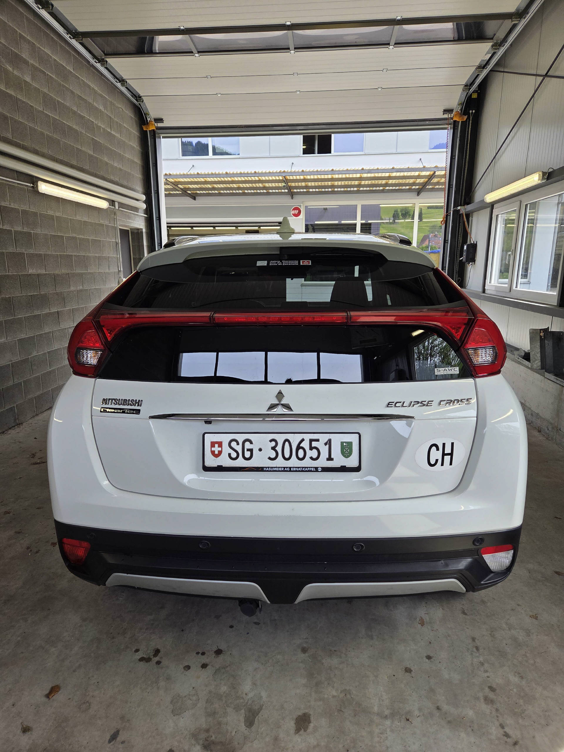 MITSUBISHI Eclipse Cross 1.5 T Style 4x4-image-3