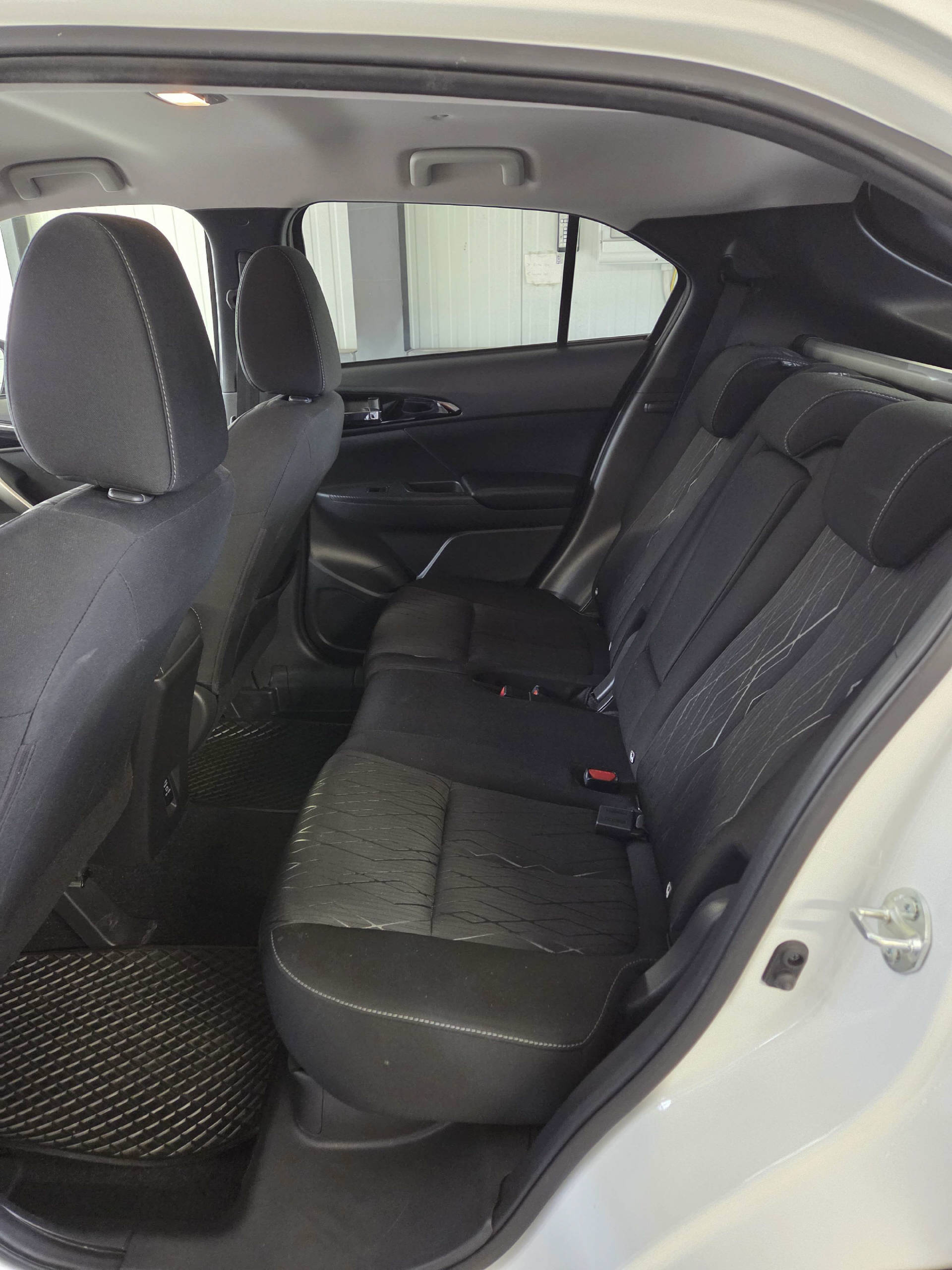 MITSUBISHI Eclipse Cross 1.5 T Style 4x4-image-5