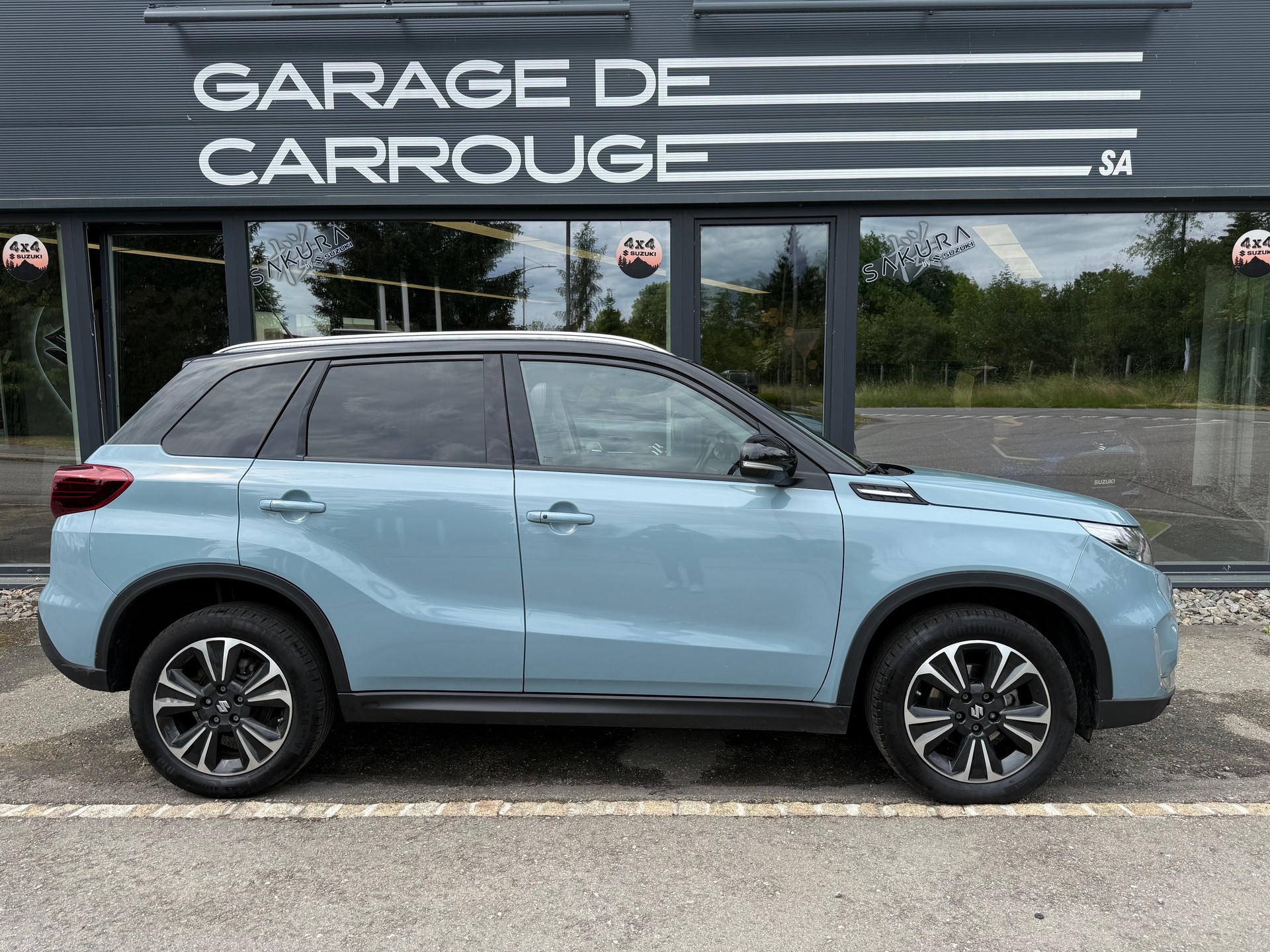 SUZUKI Vitara 1.5 Hybrid Compact Top 4x4 AGS-image-6