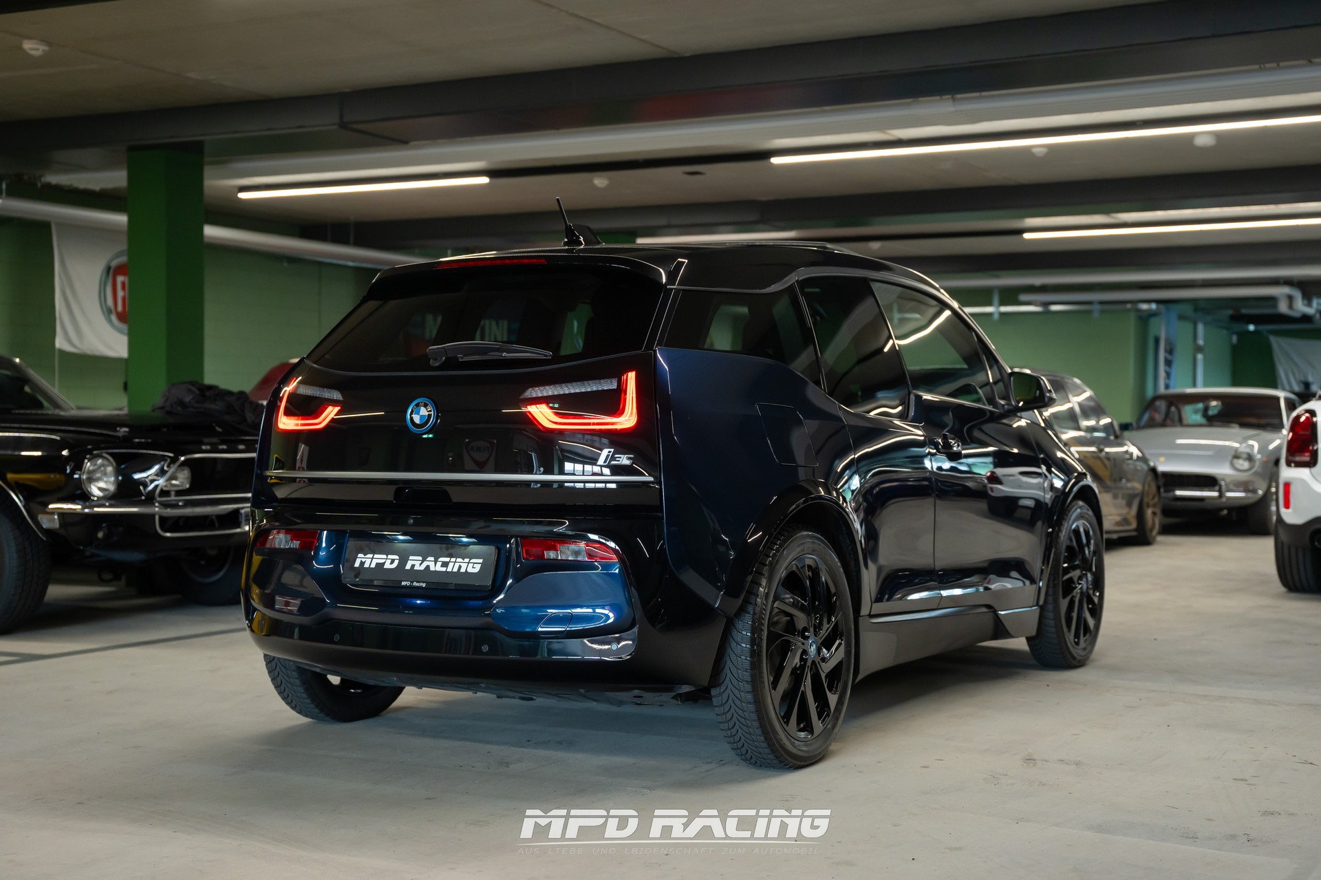 BMW i3s (120Ah)-showroom-element-1
