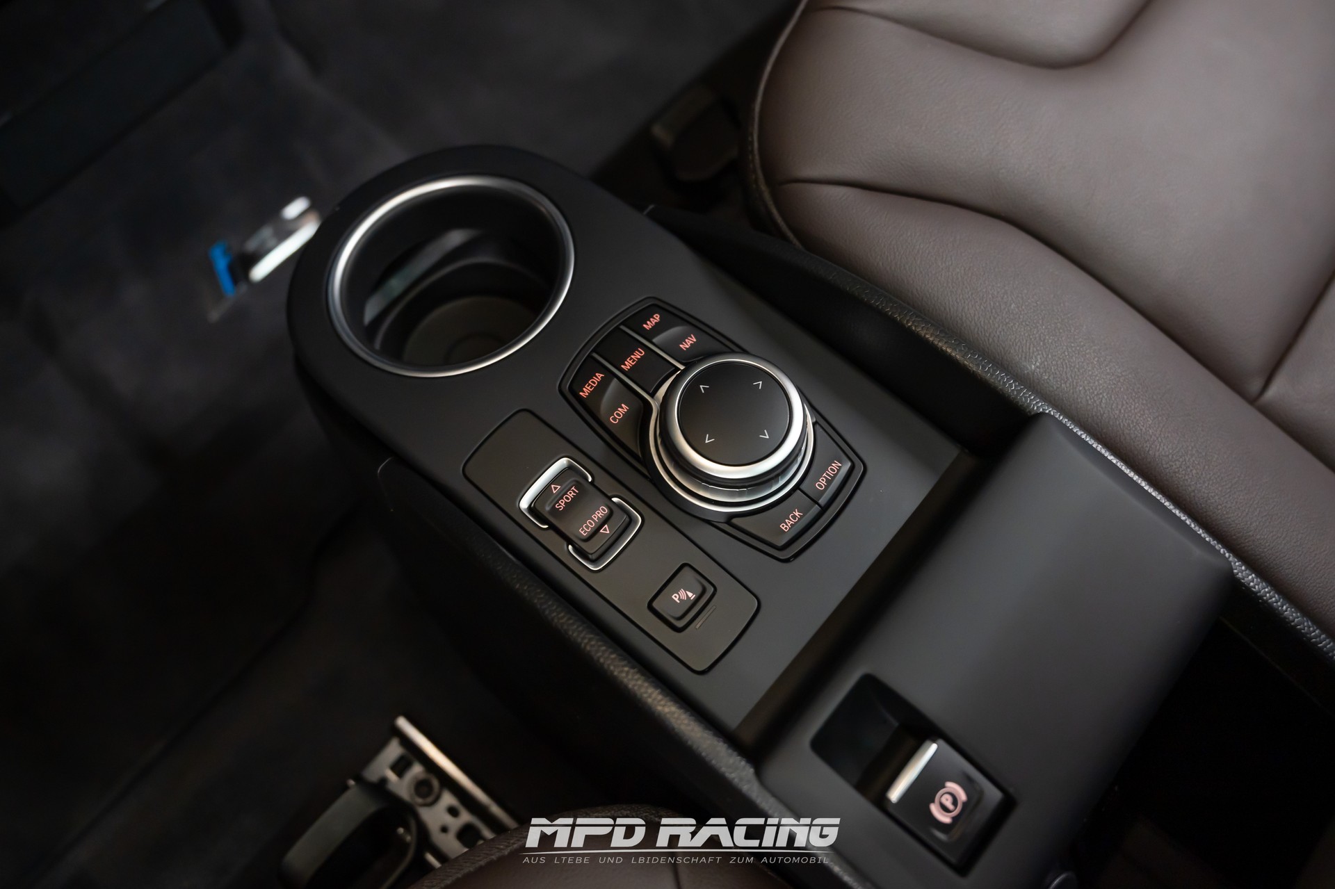 BMW i3s (120Ah)-image-10