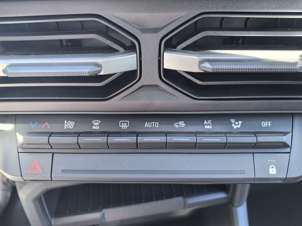 DACIA Duster TCe 150 Hybrid Journey 4x4 Automat-image-12