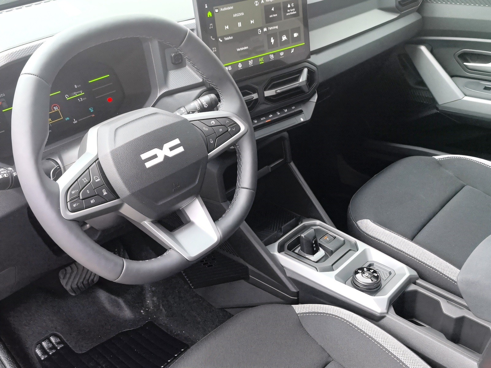 DACIA Duster TCe 150 Hybrid Journey 4x4 Automat-image-6