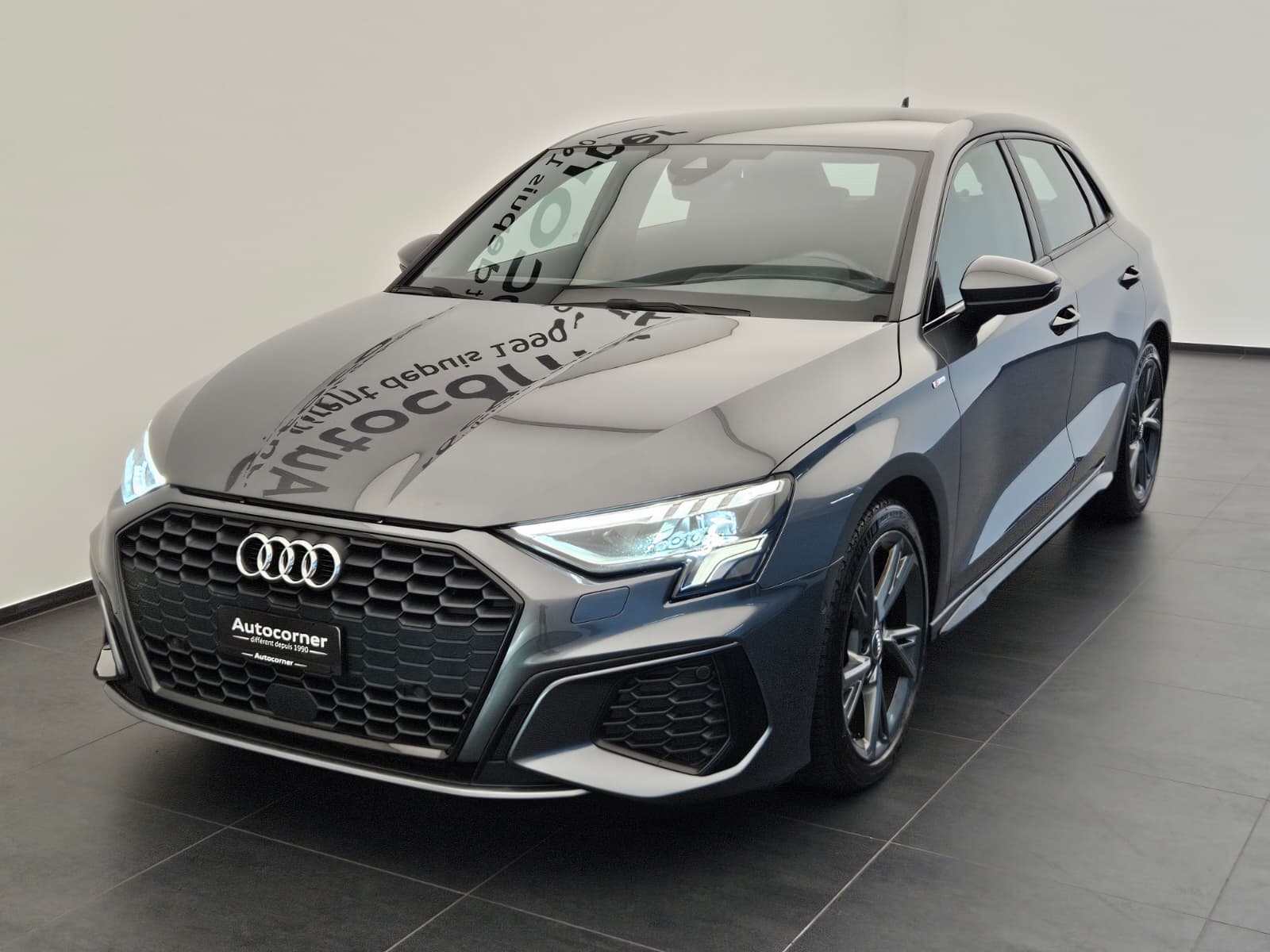 AUDI A3 Sportback 35 TFSI S line Attraction S-tronic-image-2
