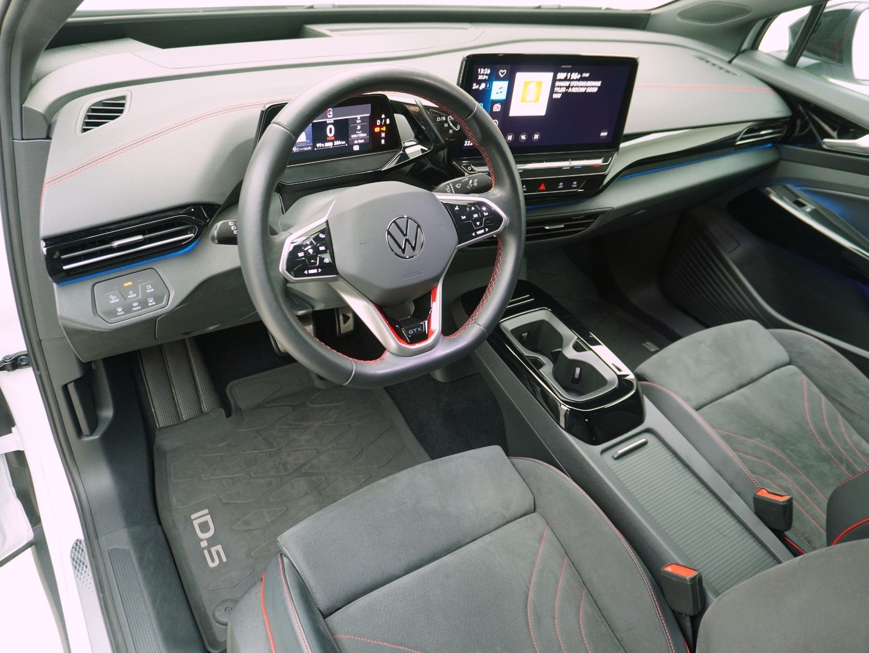 VW ID.5 GTX 4Motion-image-9