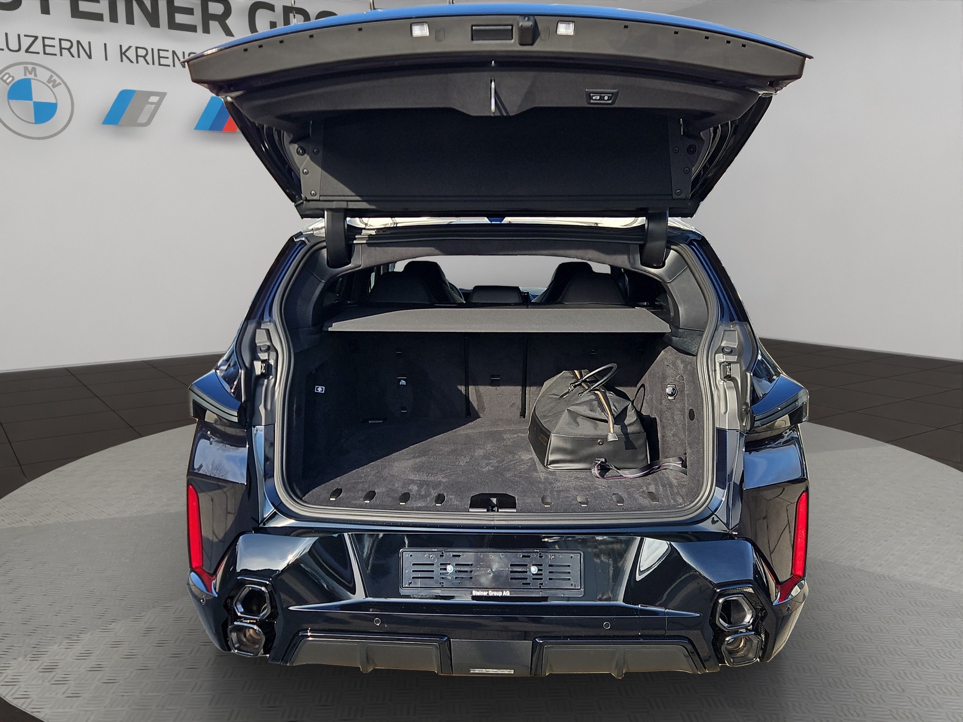 BMW XM xDrive 50e PHEV Steptronic-image-20