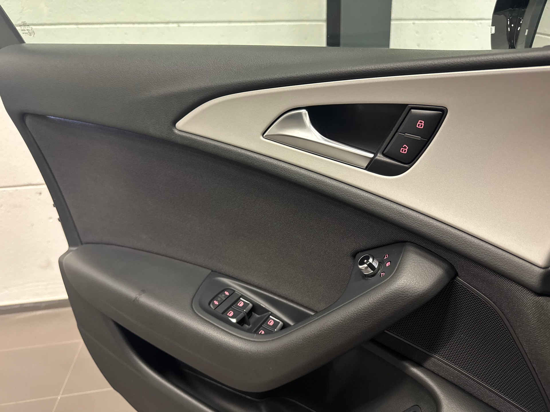 AUDI A6 Avant 1.8 TFSI-image-29