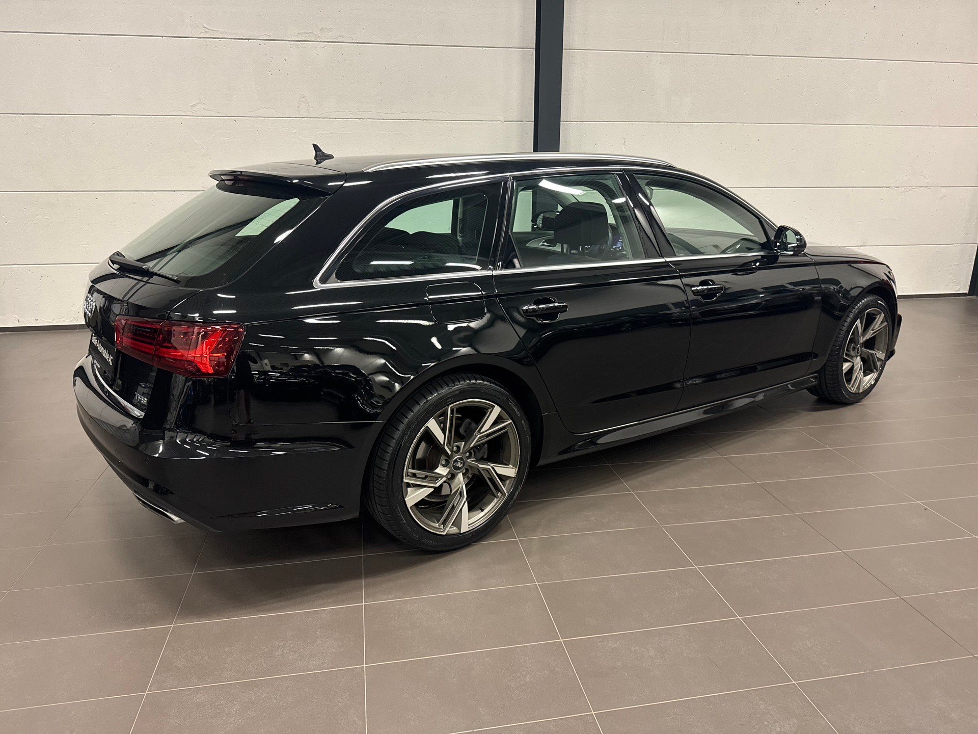 AUDI A6 Avant 1.8 TFSI-image-10