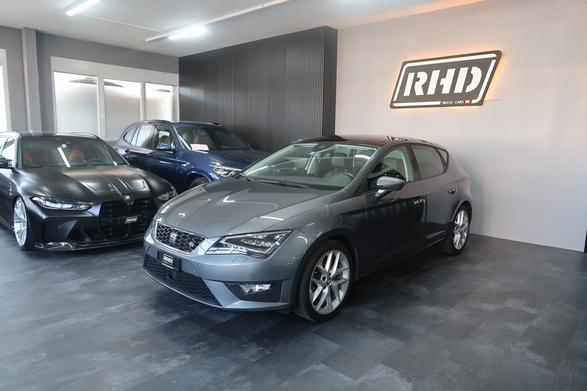 SEAT Leon 1.8 TSI FR Line / 1ère main / CH / MFK / GARANTIE-image-0