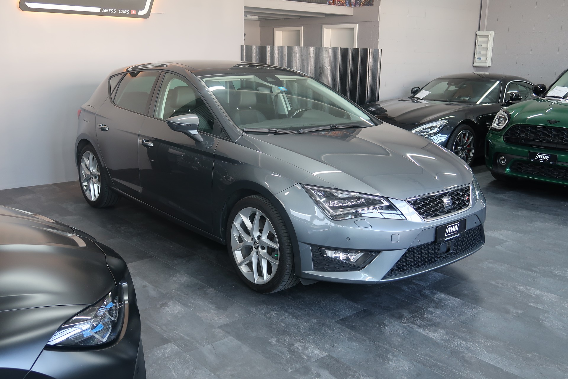 SEAT Leon 1.8 TSI FR Line / 1ère main / CH / MFK / GARANTIE-image-6