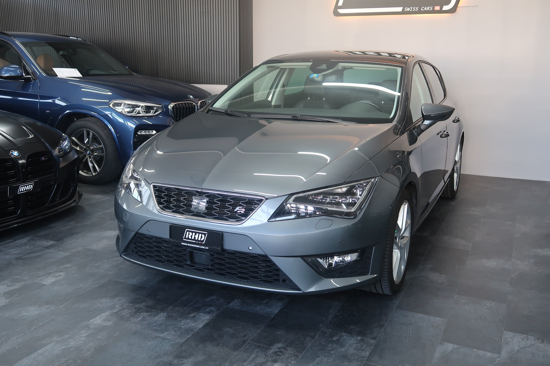 SEAT Leon 1.8 TSI FR Line / 1ère main / CH / MFK / GARANTIE-image-3