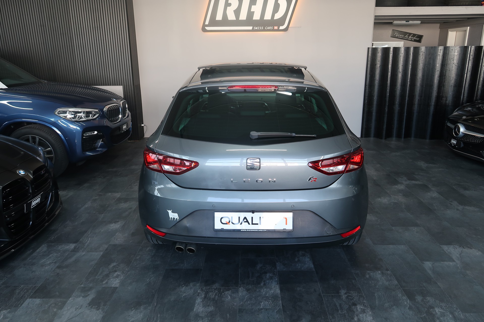 SEAT Leon 1.8 TSI FR Line / 1ère main / CH / MFK / GARANTIE-image-12