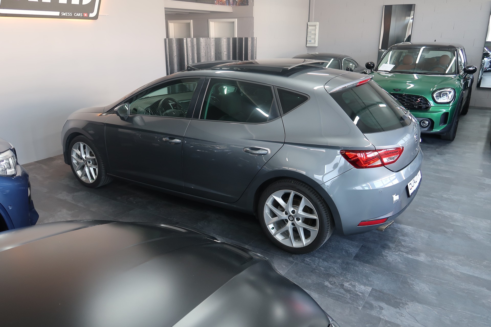 SEAT Leon 1.8 TSI FR Line / 1ère main / CH / MFK / GARANTIE-image-14